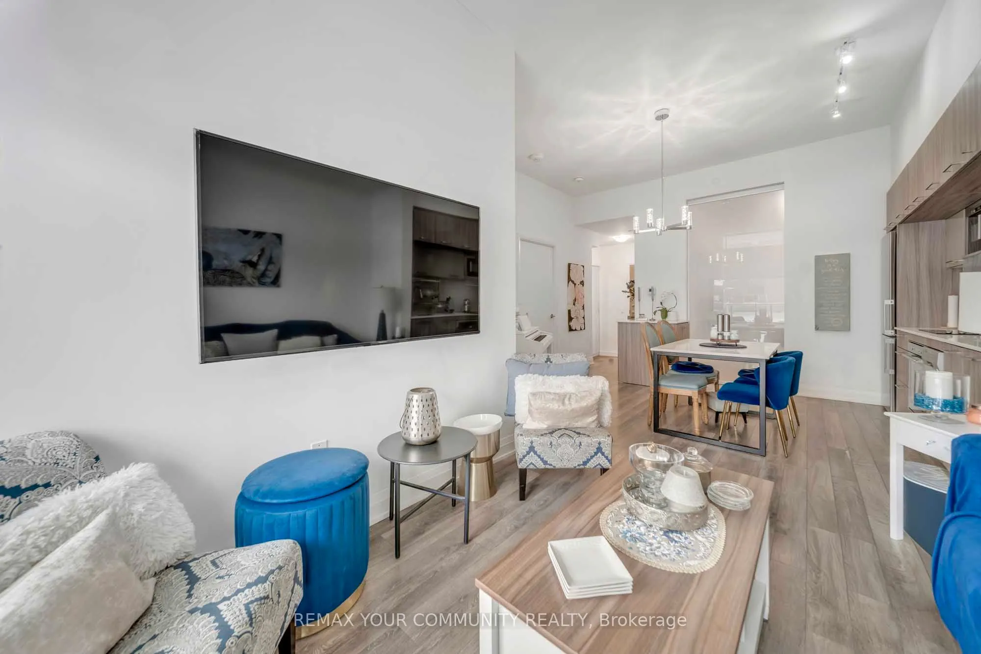 4800 Highway 7 Road #112