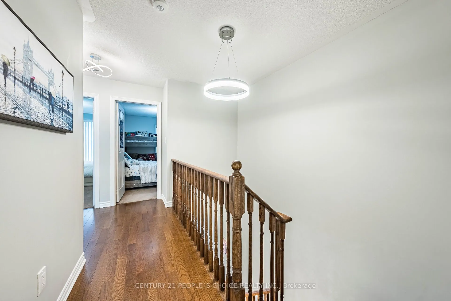 142 Farooq Boulevard S