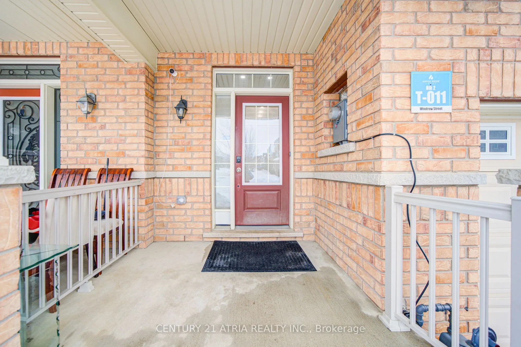 135 Windrow Street