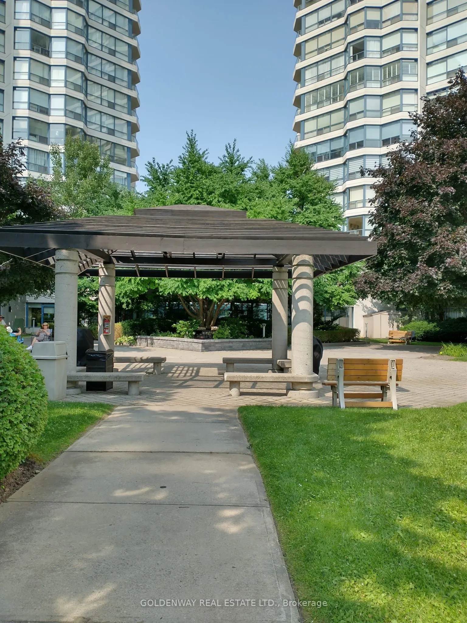 7300 Yonge Street #1012