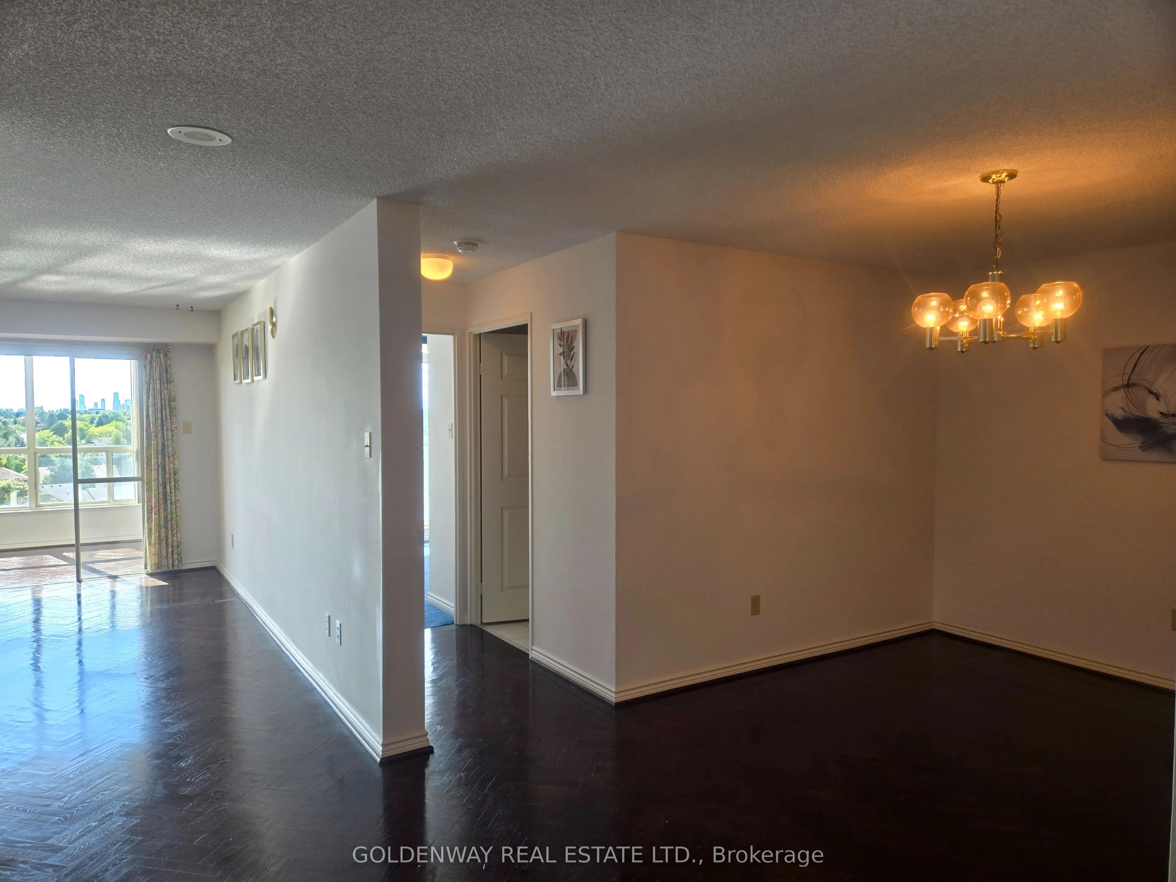 7300 Yonge Street #1012
