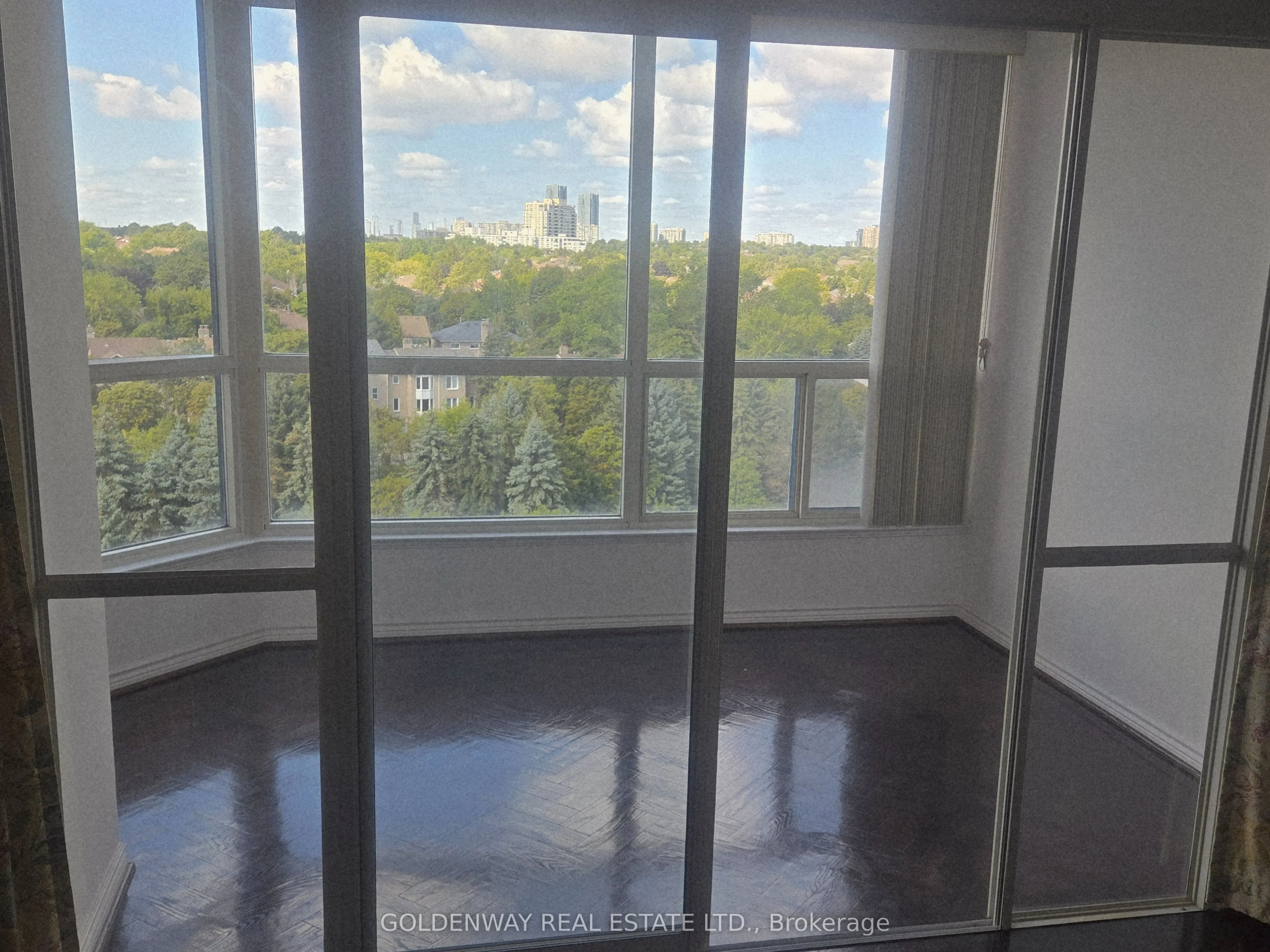 7300 Yonge Street #1012