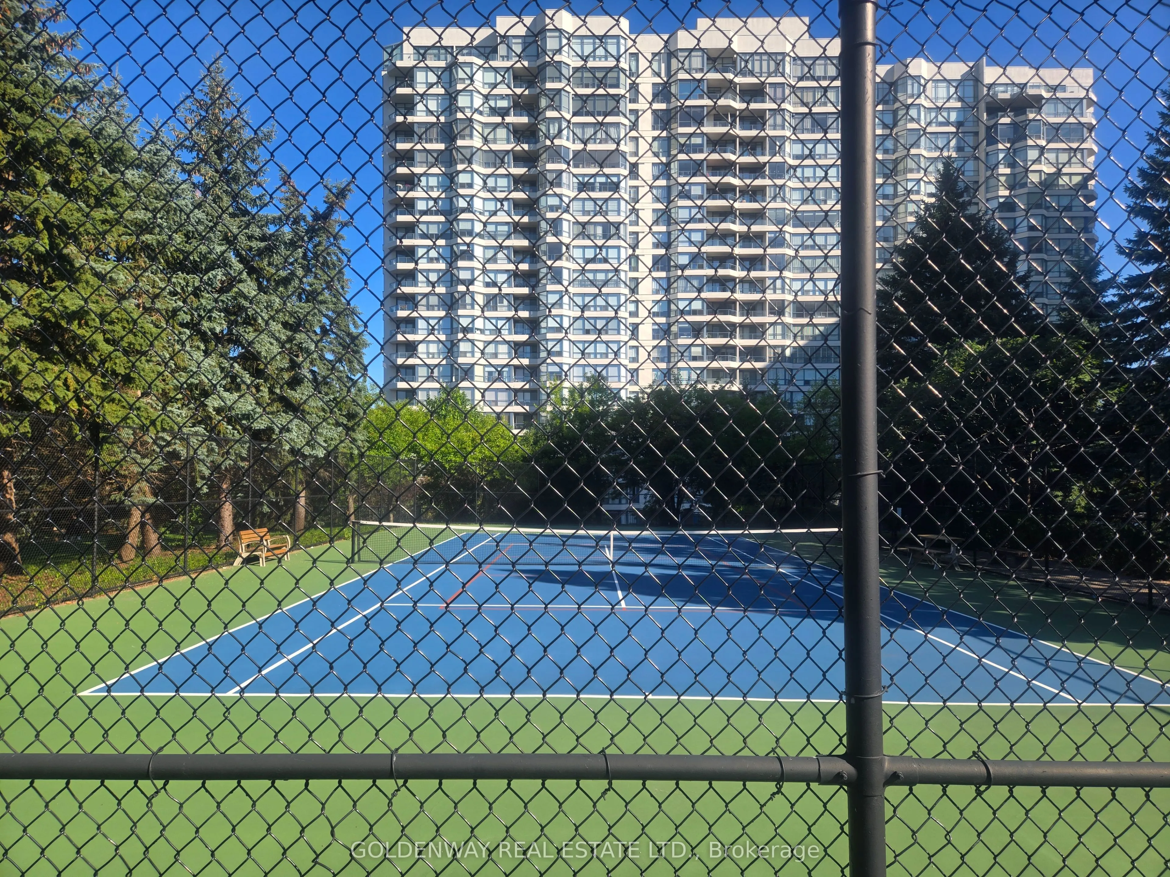 7300 Yonge Street #1012