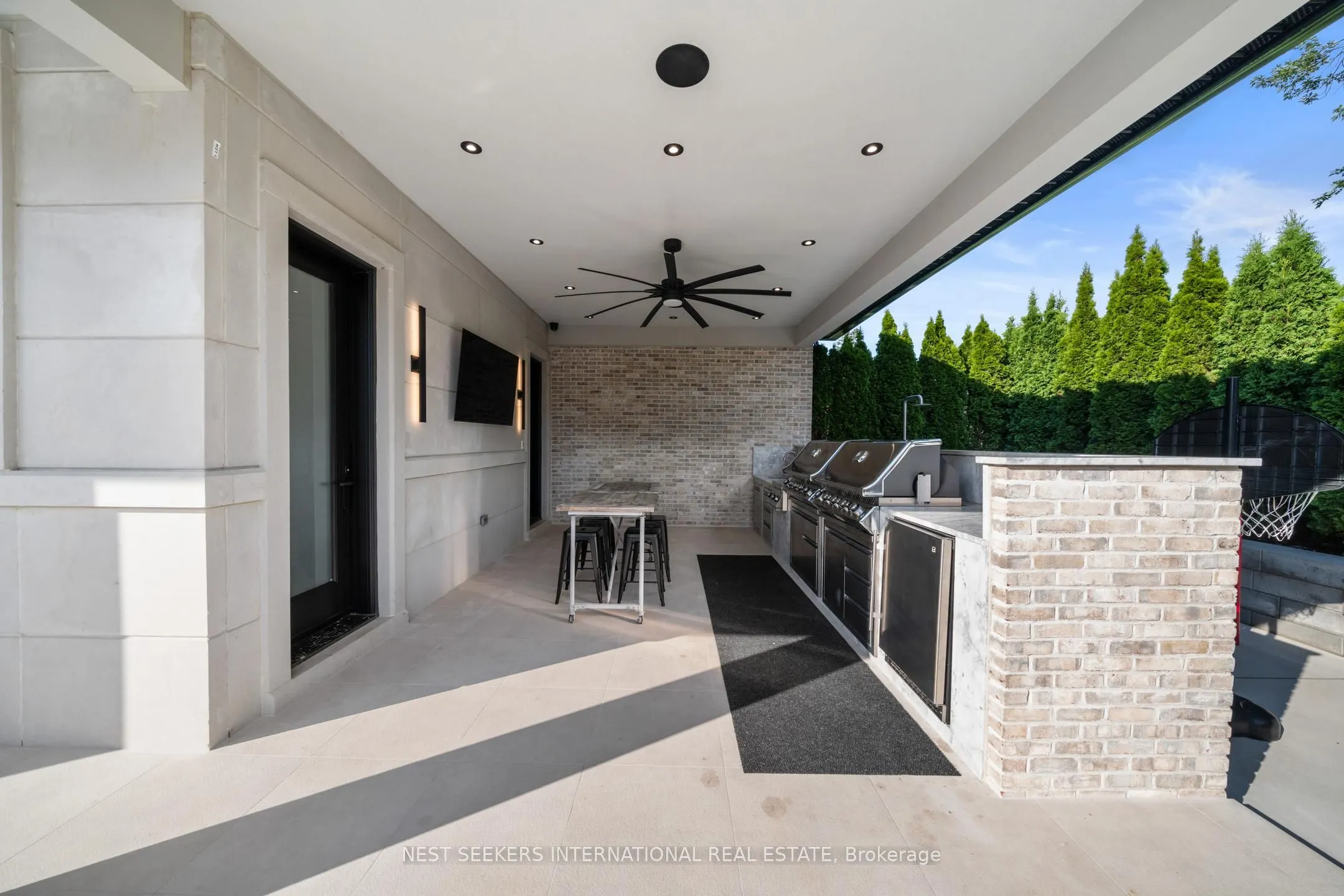 29 Greenside Drive