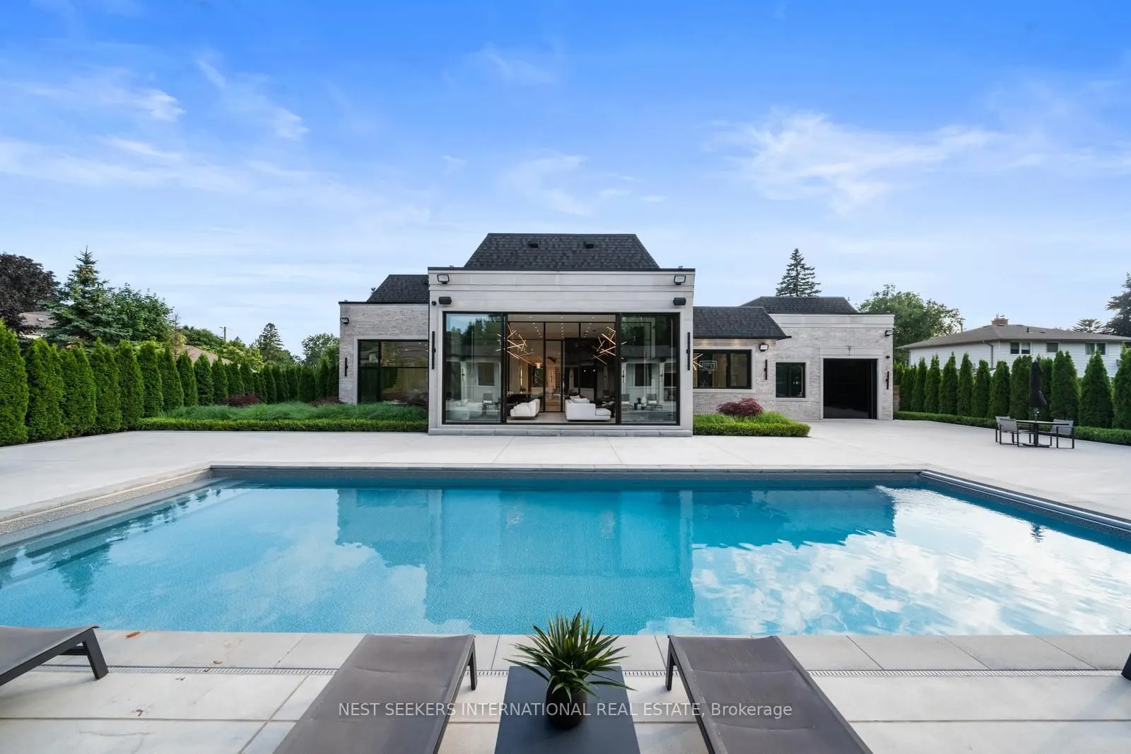 29 Greenside Drive