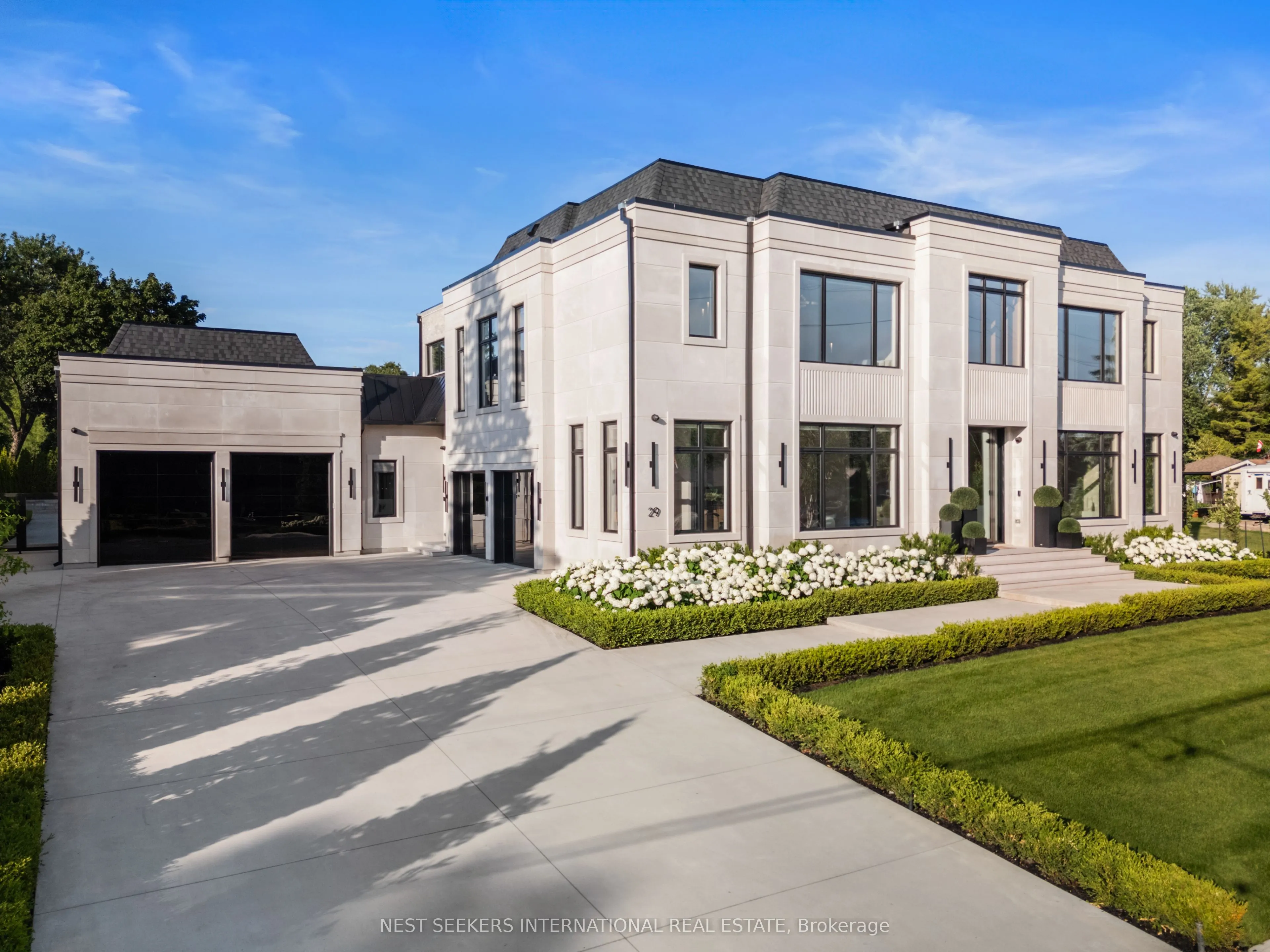 29 Greenside Drive