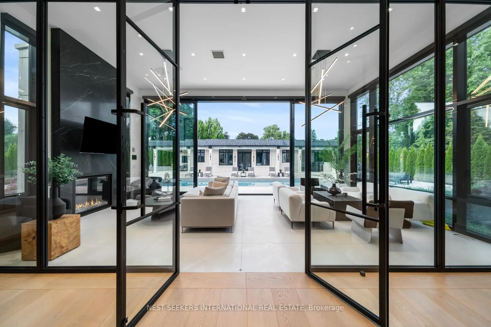 29 Greenside Drive