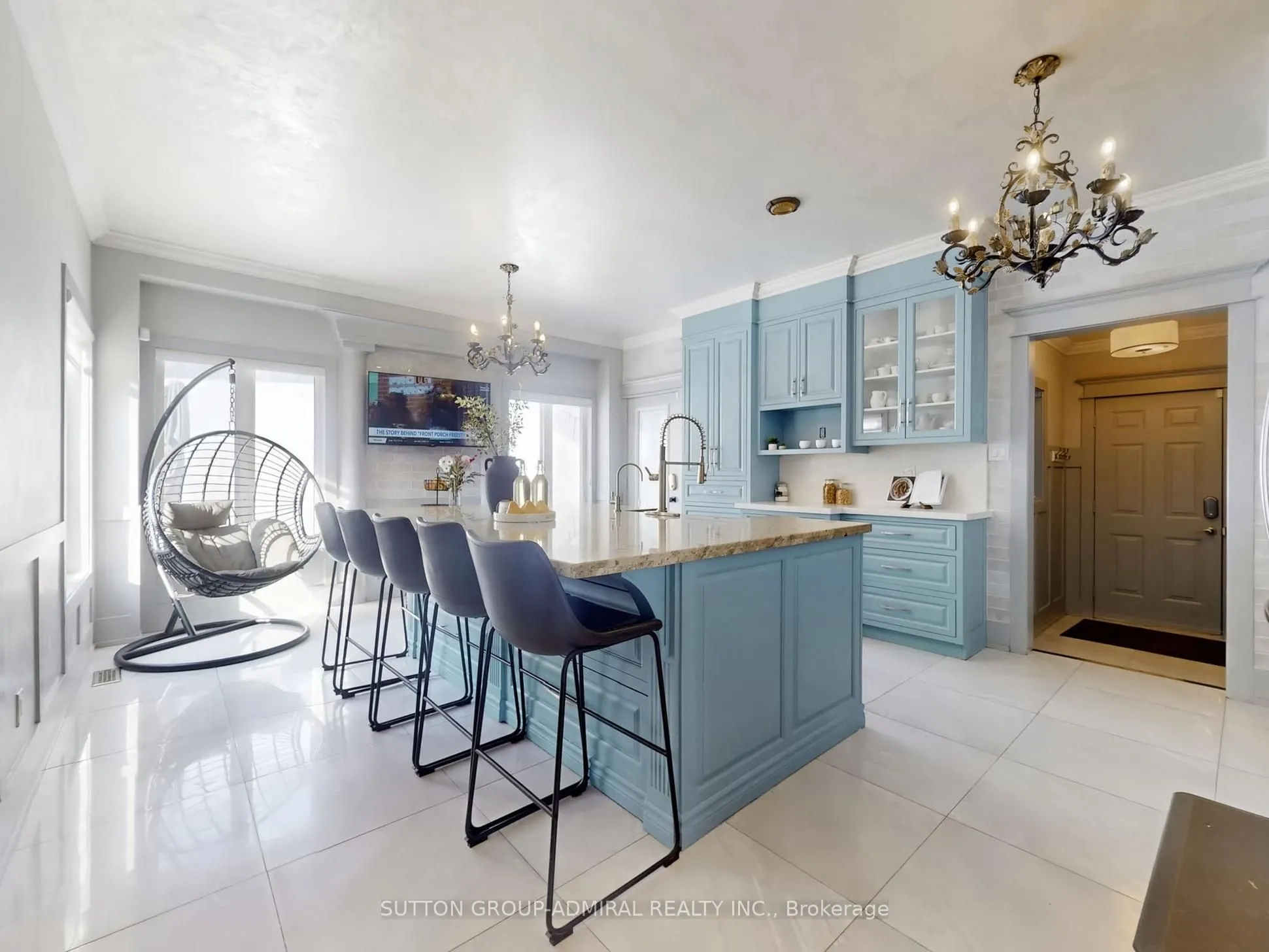 74 Kootenay Ridge