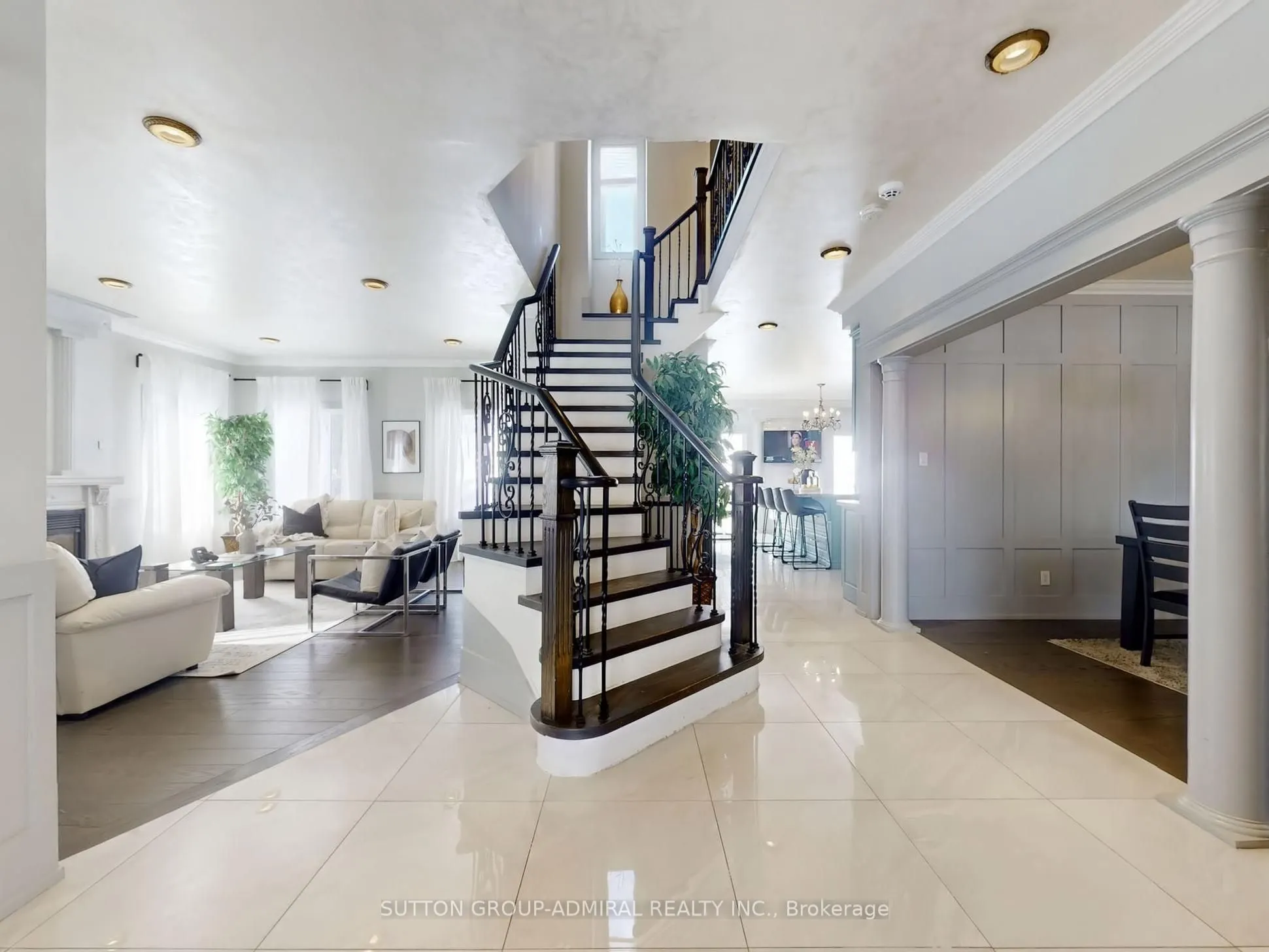 74 Kootenay Ridge