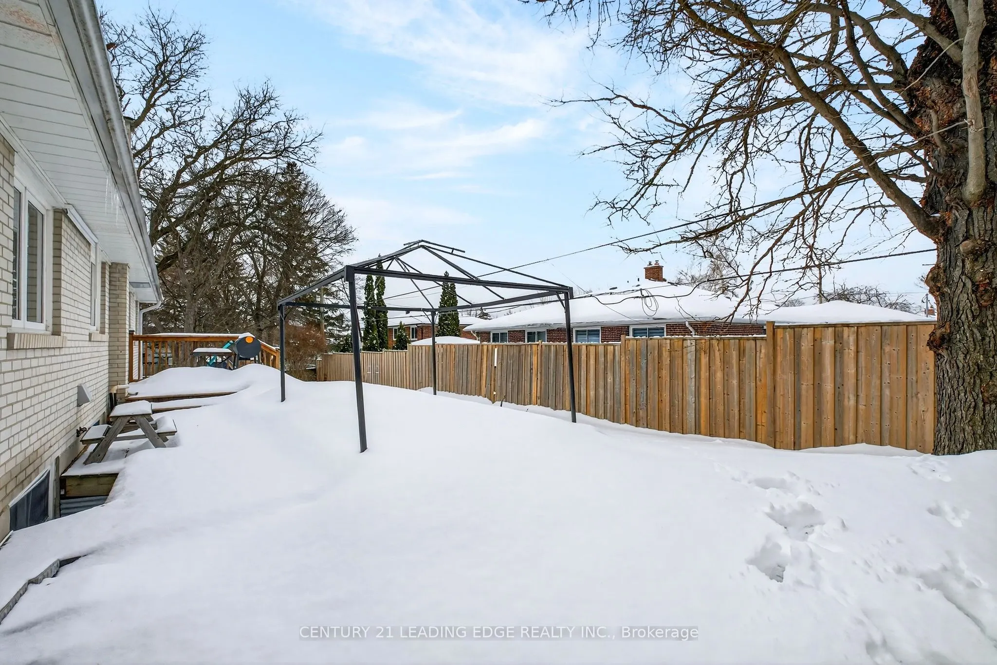 24 Lincoln Green Drive
