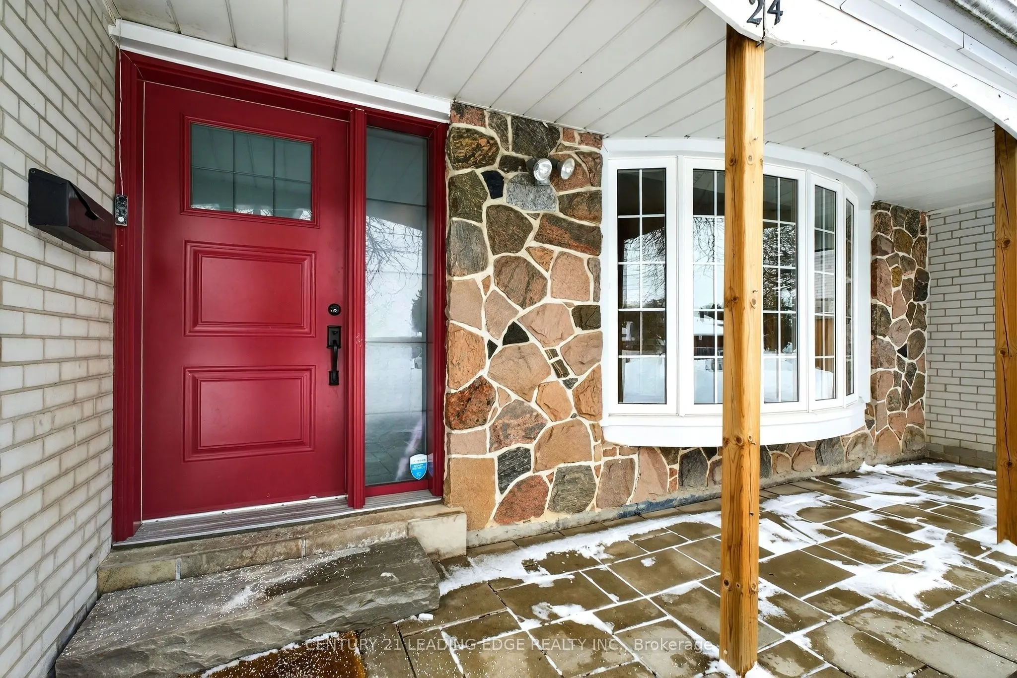 24 Lincoln Green Drive