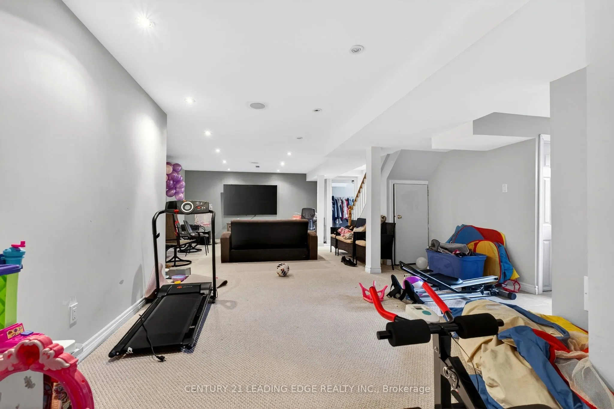 24 Lincoln Green Drive
