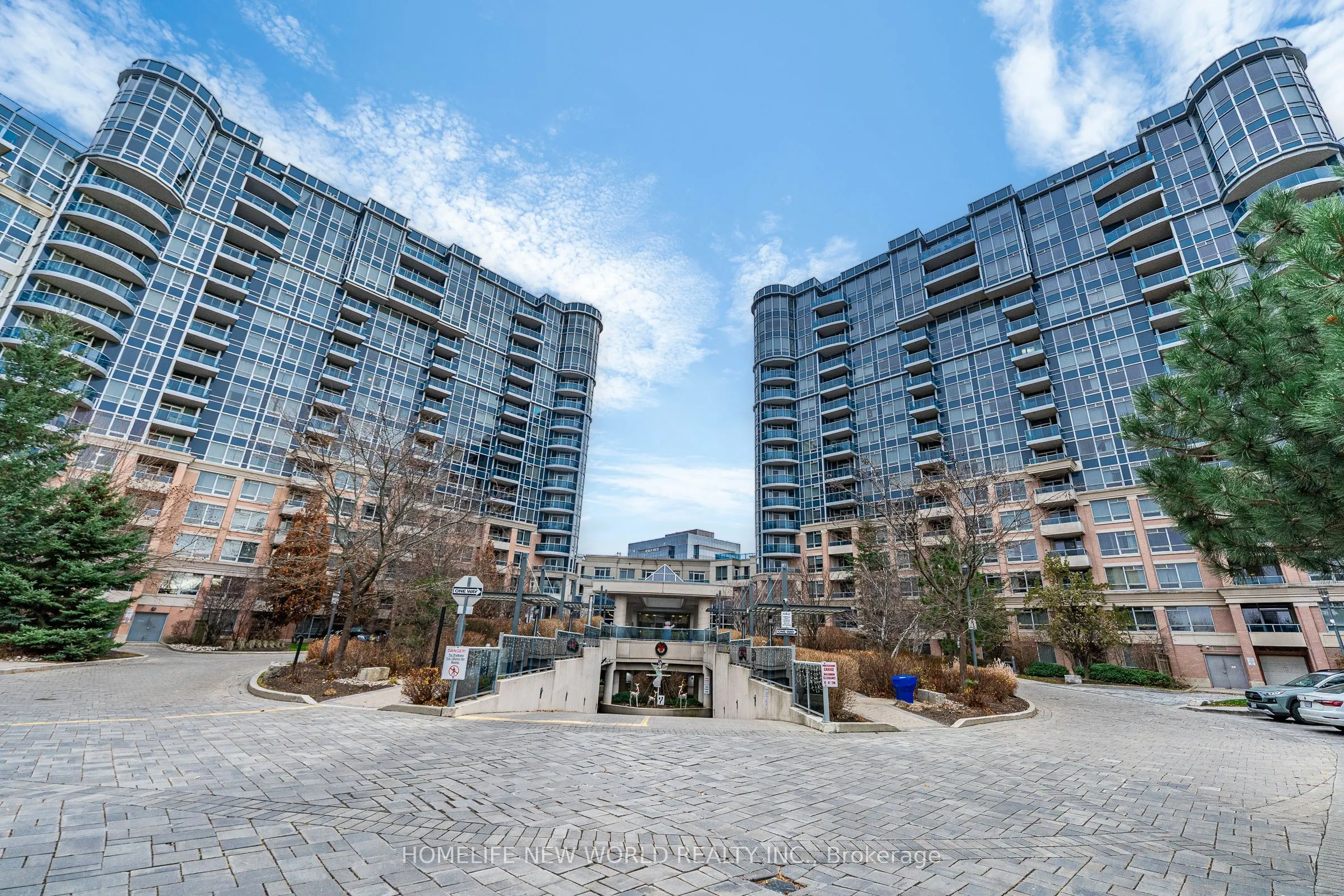 23 Cox Boulevard #Ph63