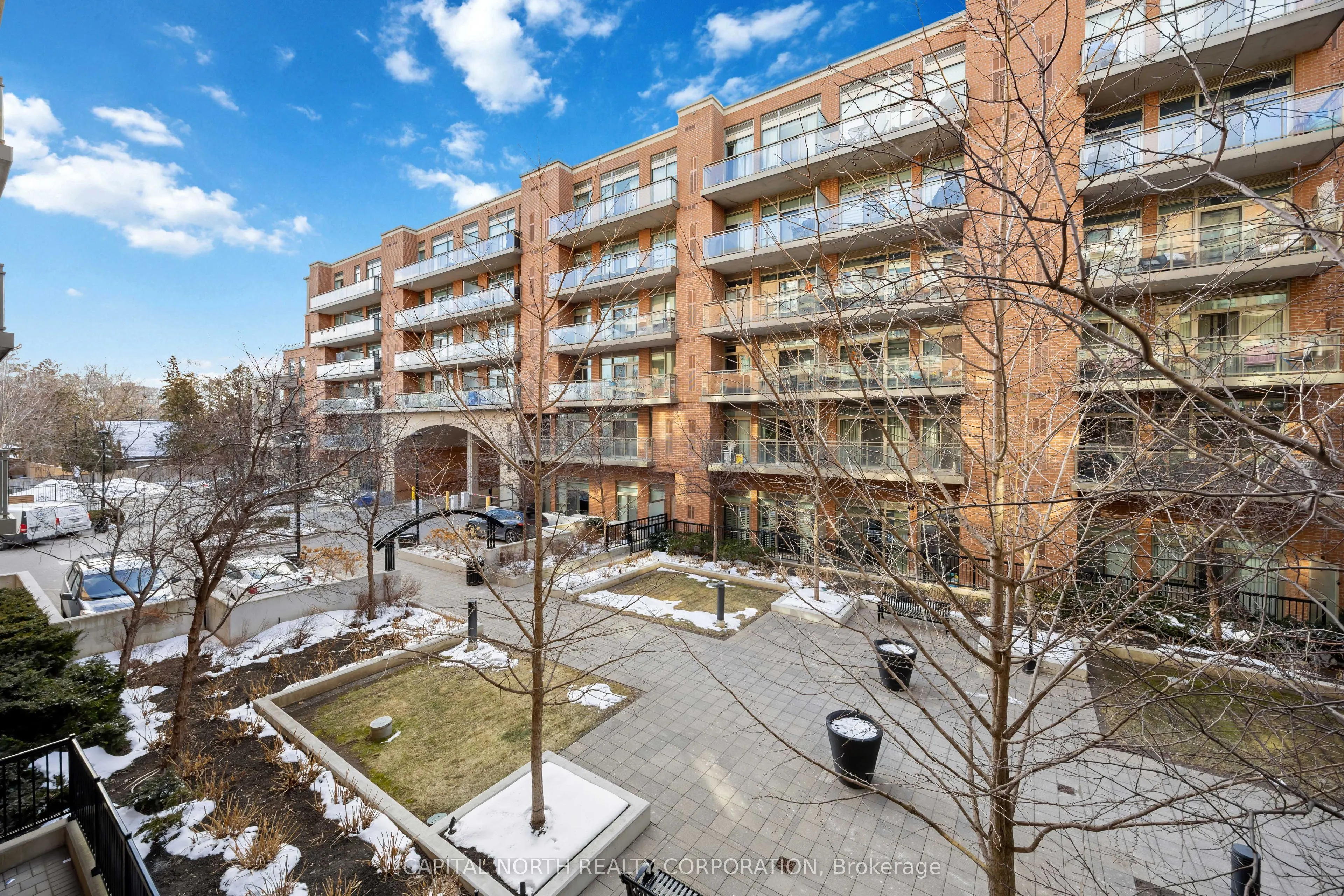 281 Woodbridge Avenue #242