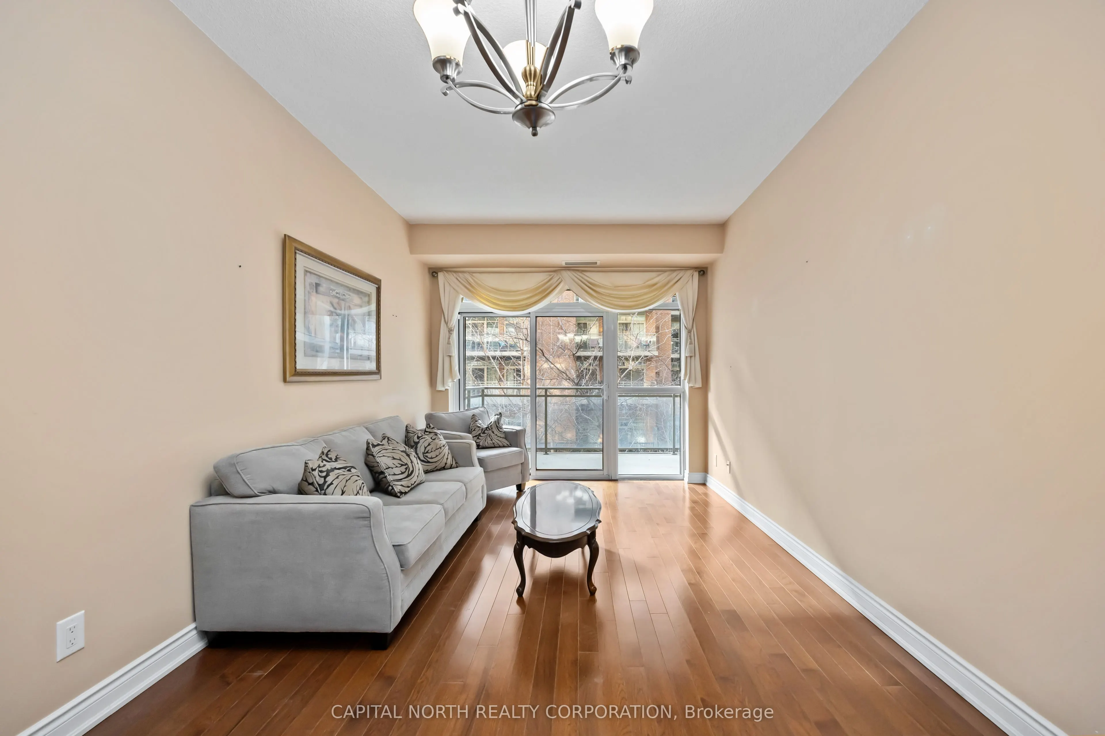 281 Woodbridge Avenue #242