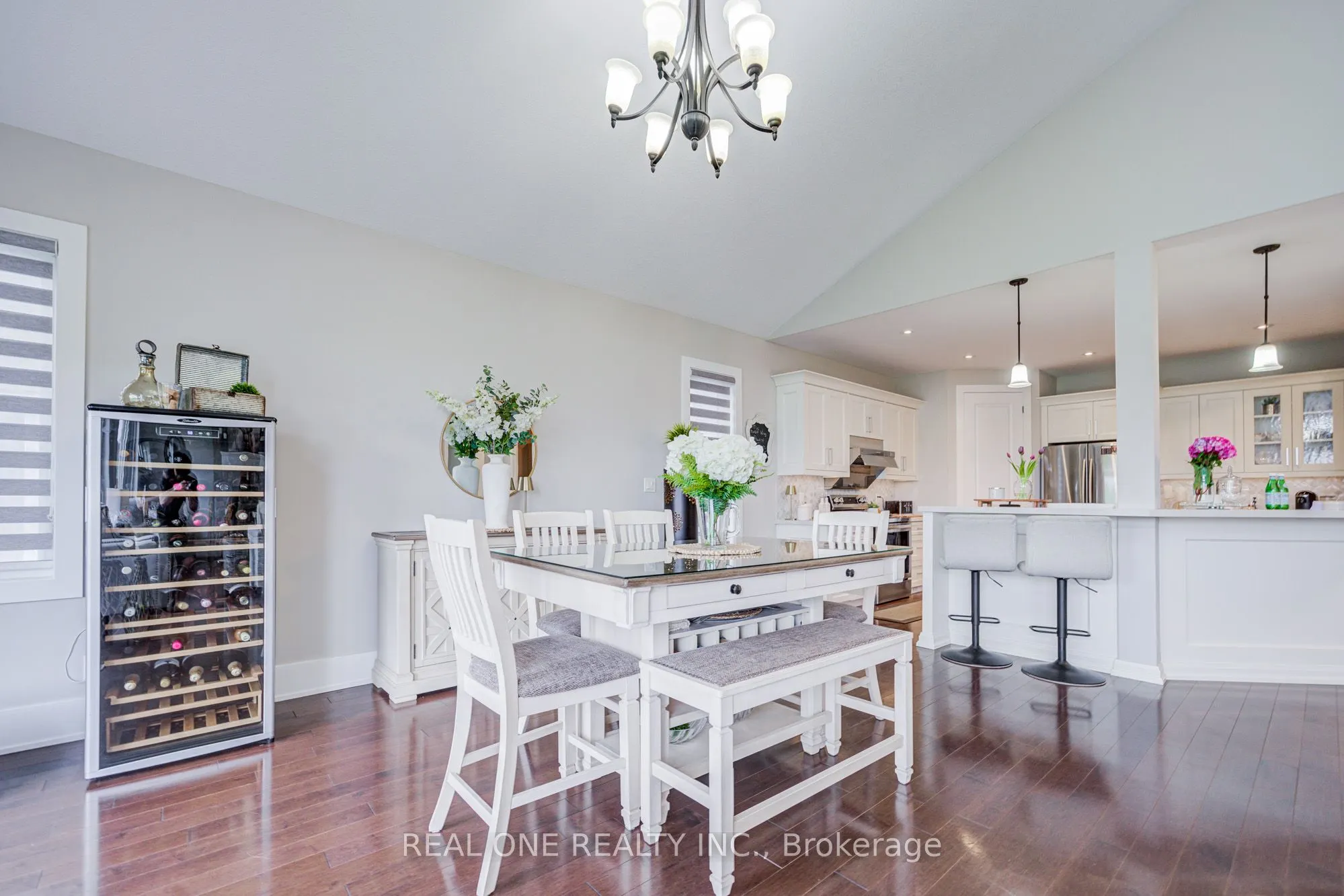 295 Sunnybrae Avenue