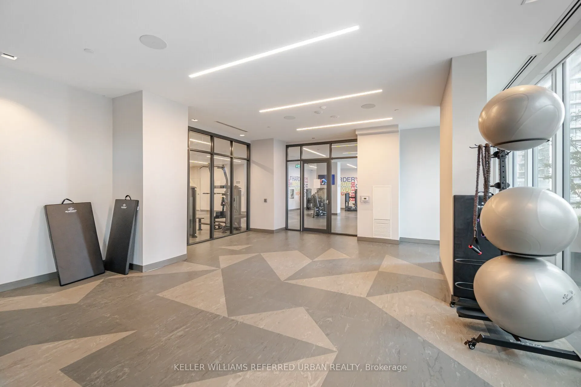 9000 Jane Street #1115