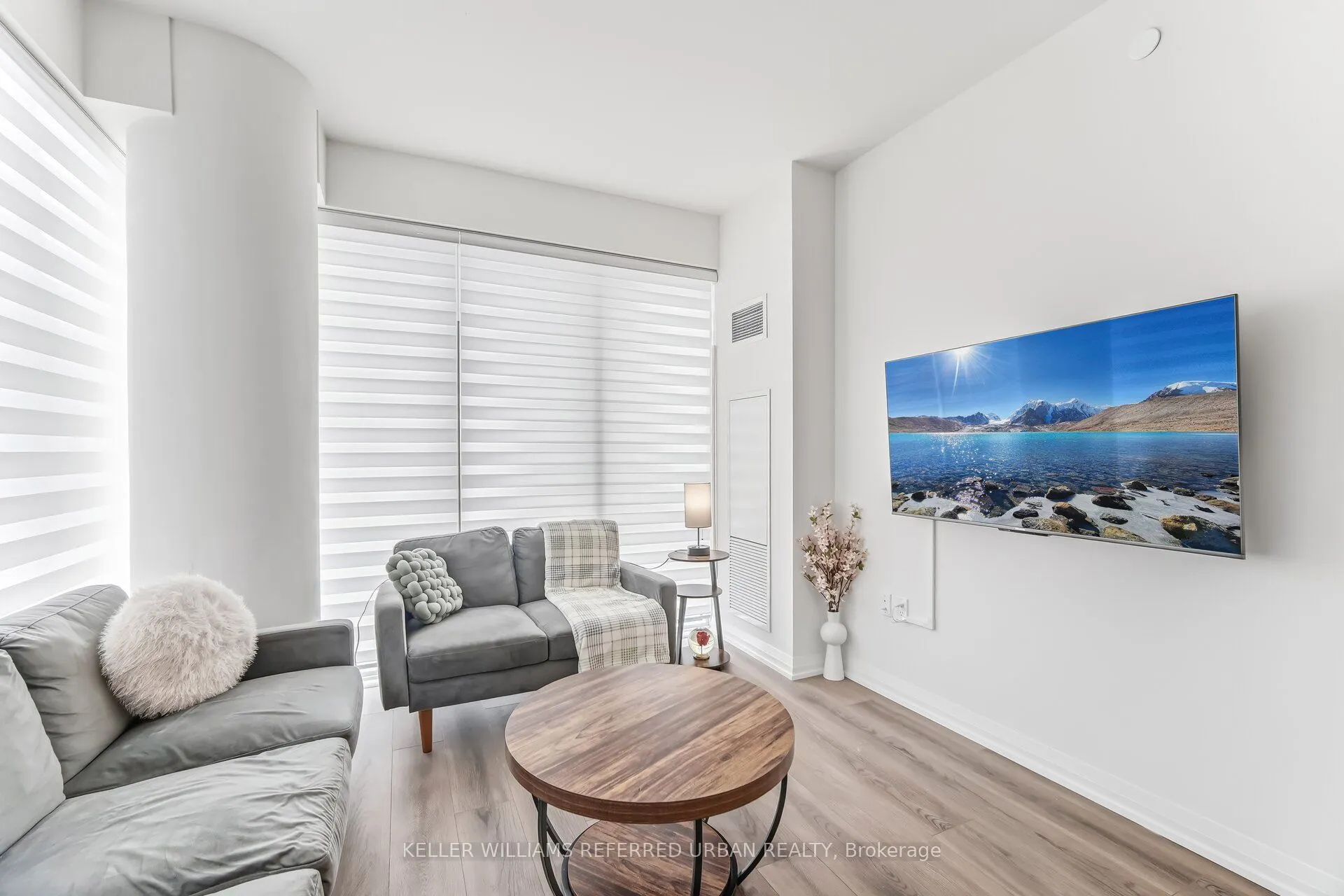 9000 Jane Street #1115