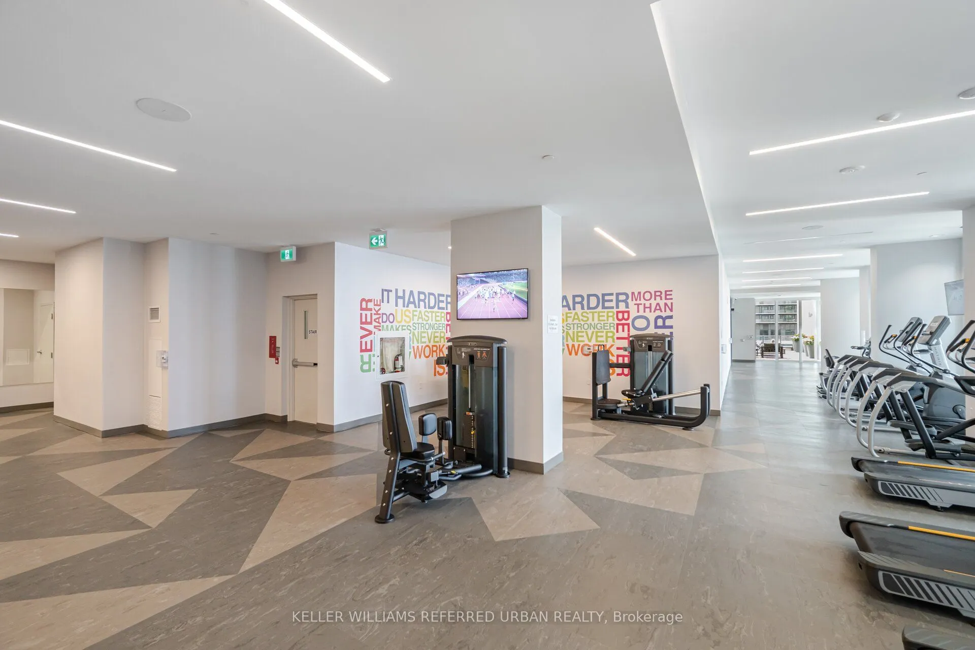 9000 Jane Street #1115