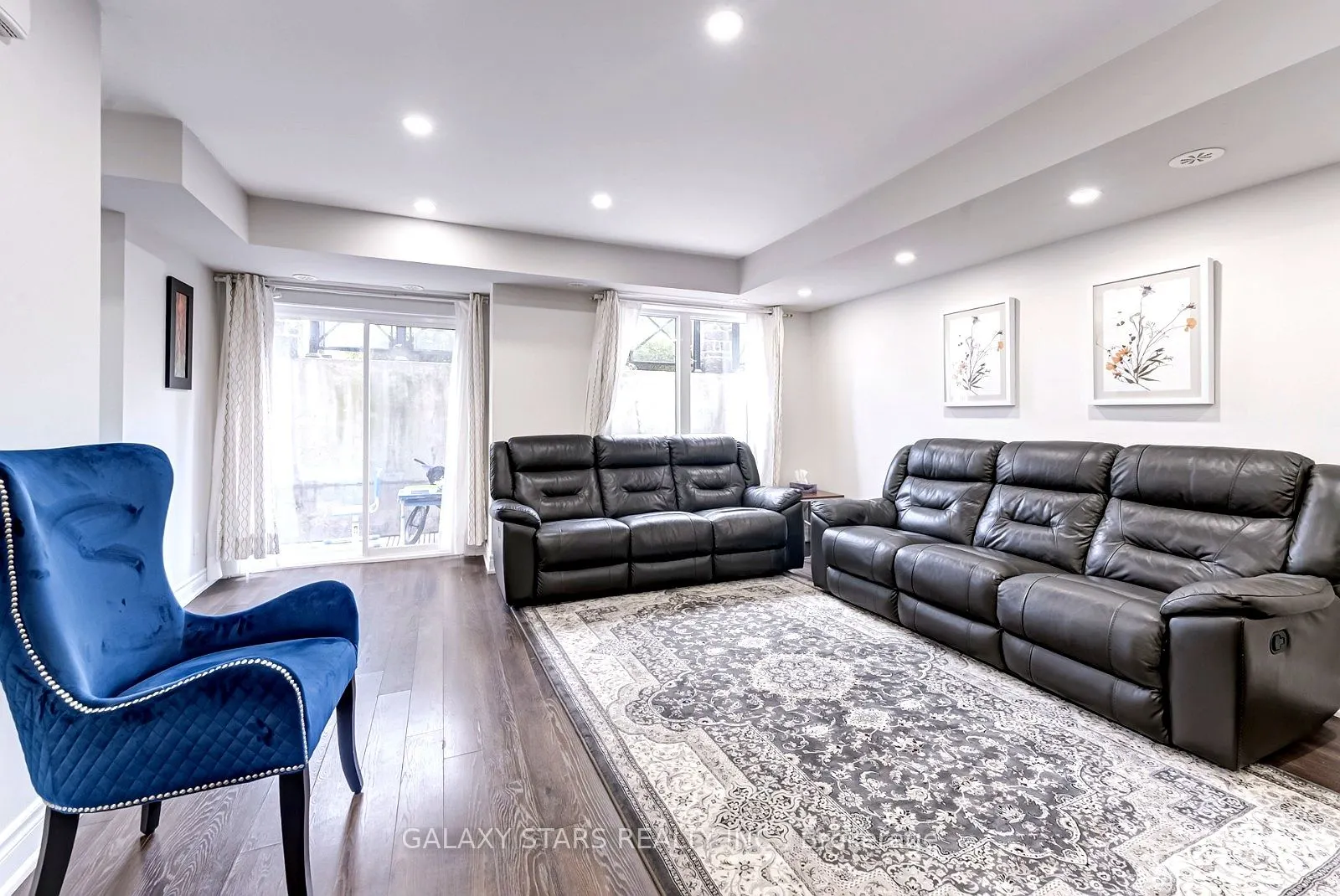 1 Blanche Lane #801