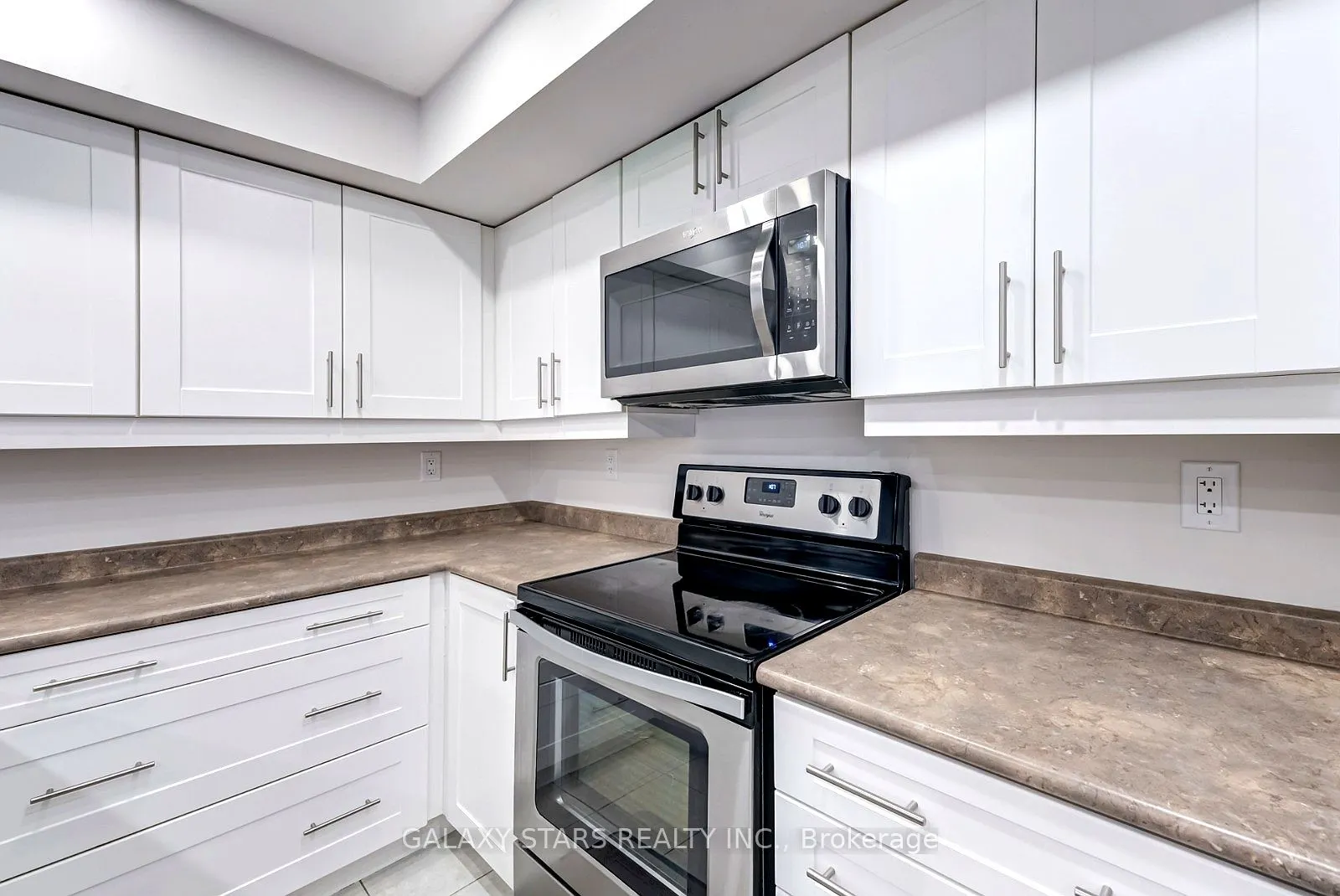 1 Blanche Lane #801