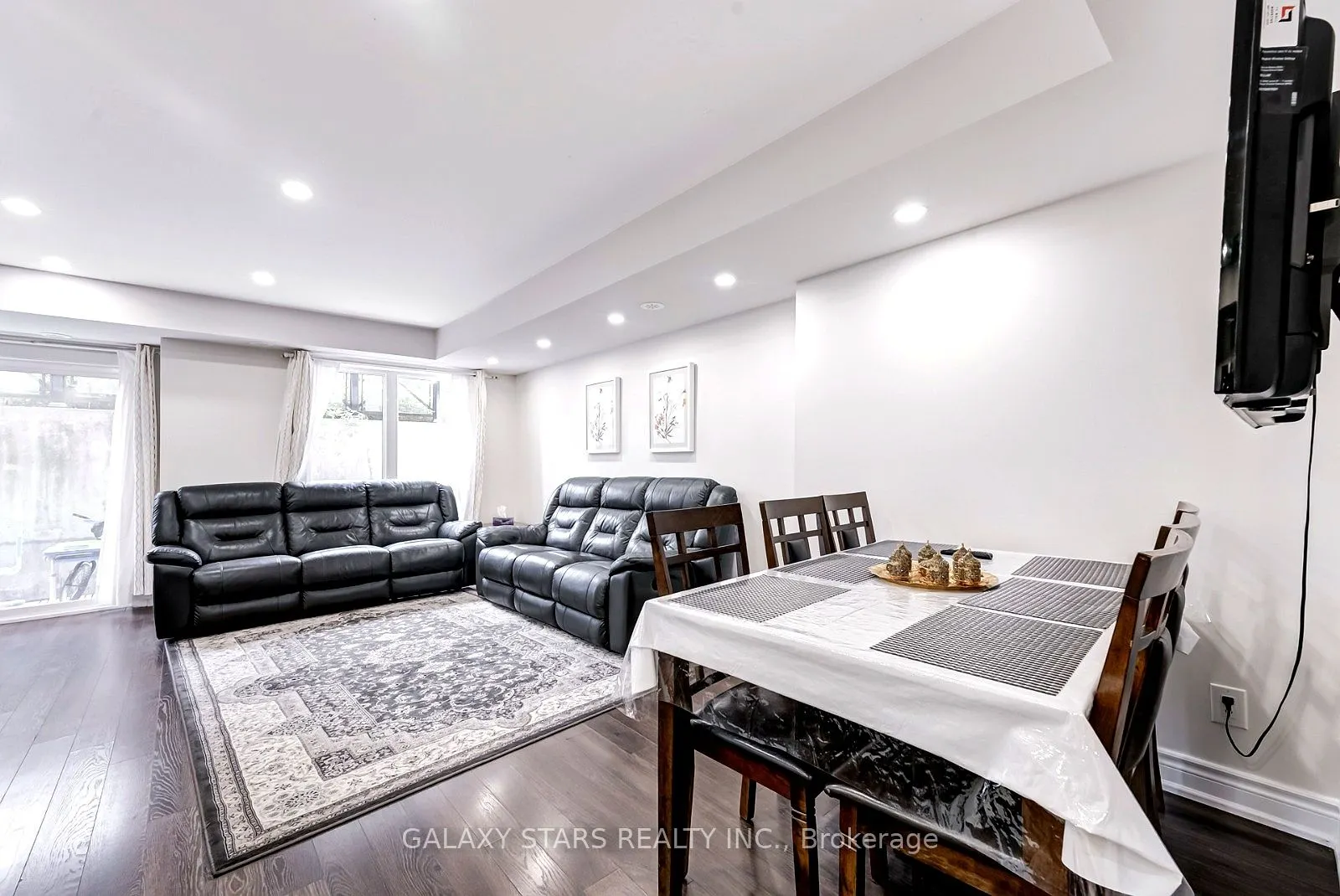 1 Blanche Lane #801