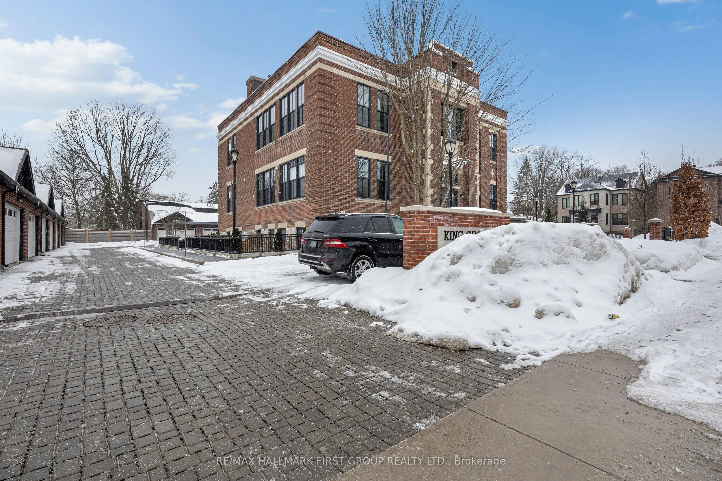400 Park Avenue #304