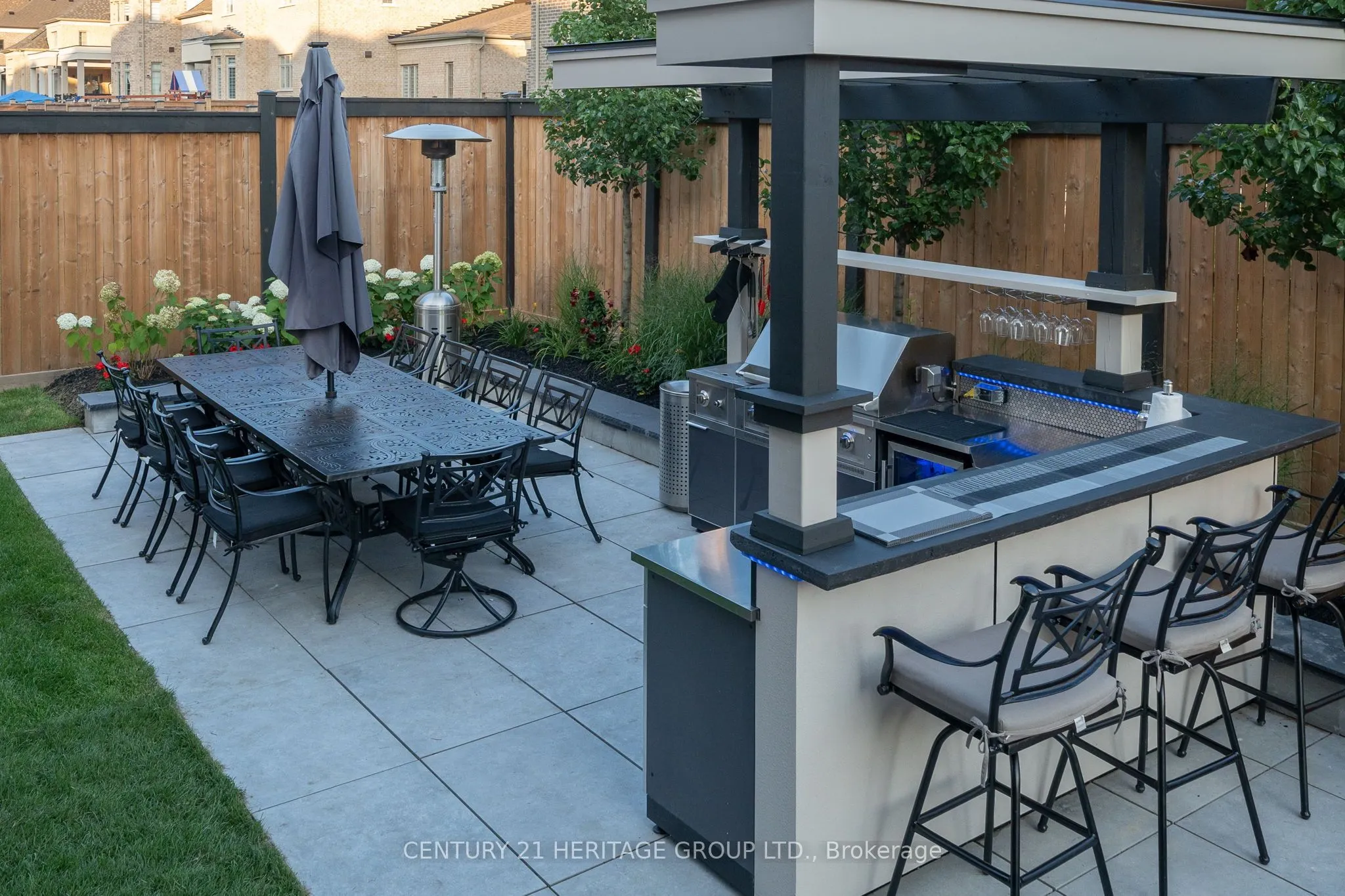 43 Sir Henry Court