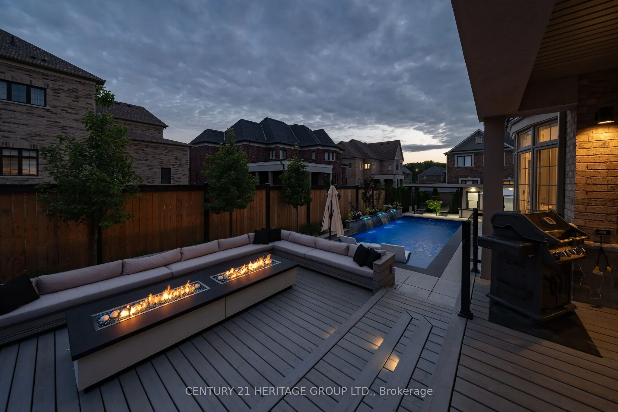 43 Sir Henry Court