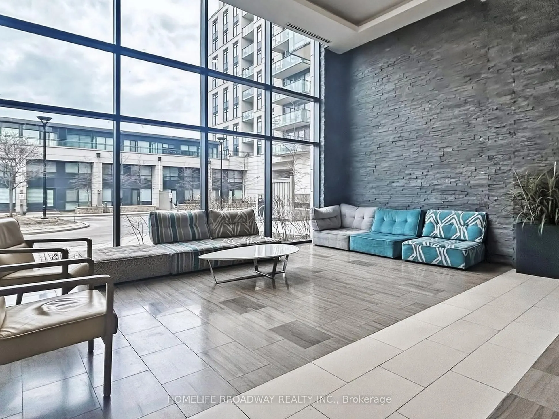 24 Woodstream Boulevard #112