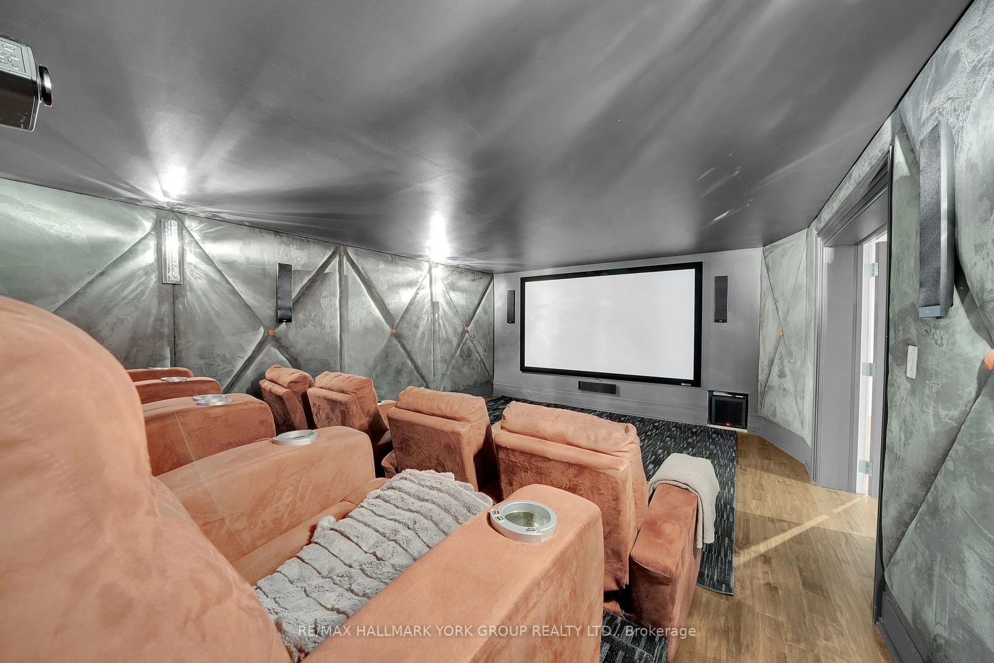 24 Dew Drop Court