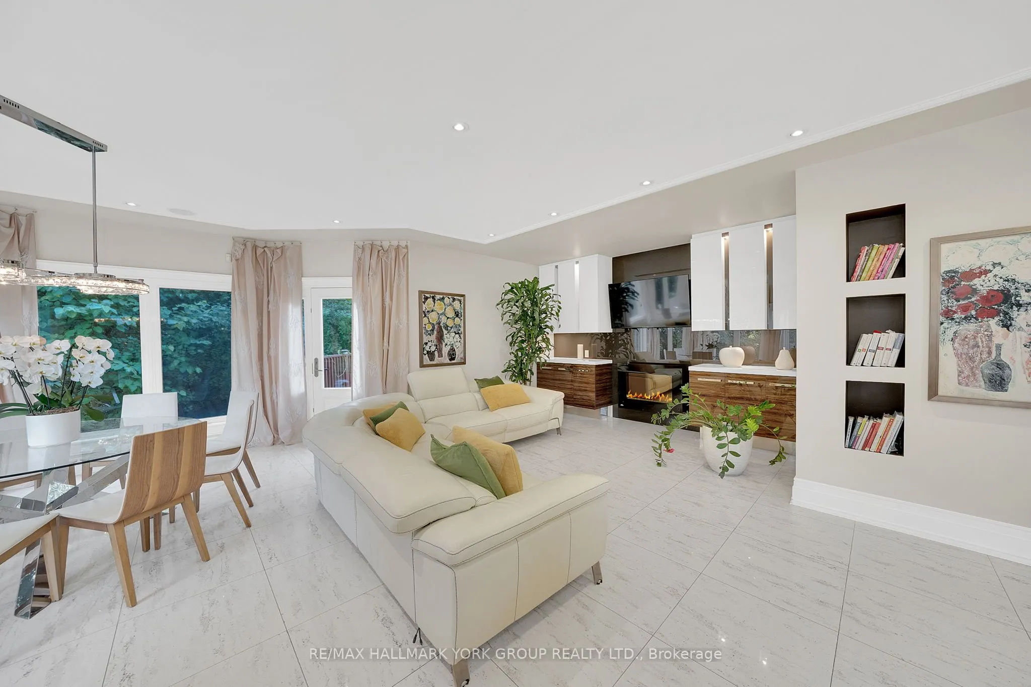 24 Dew Drop Court