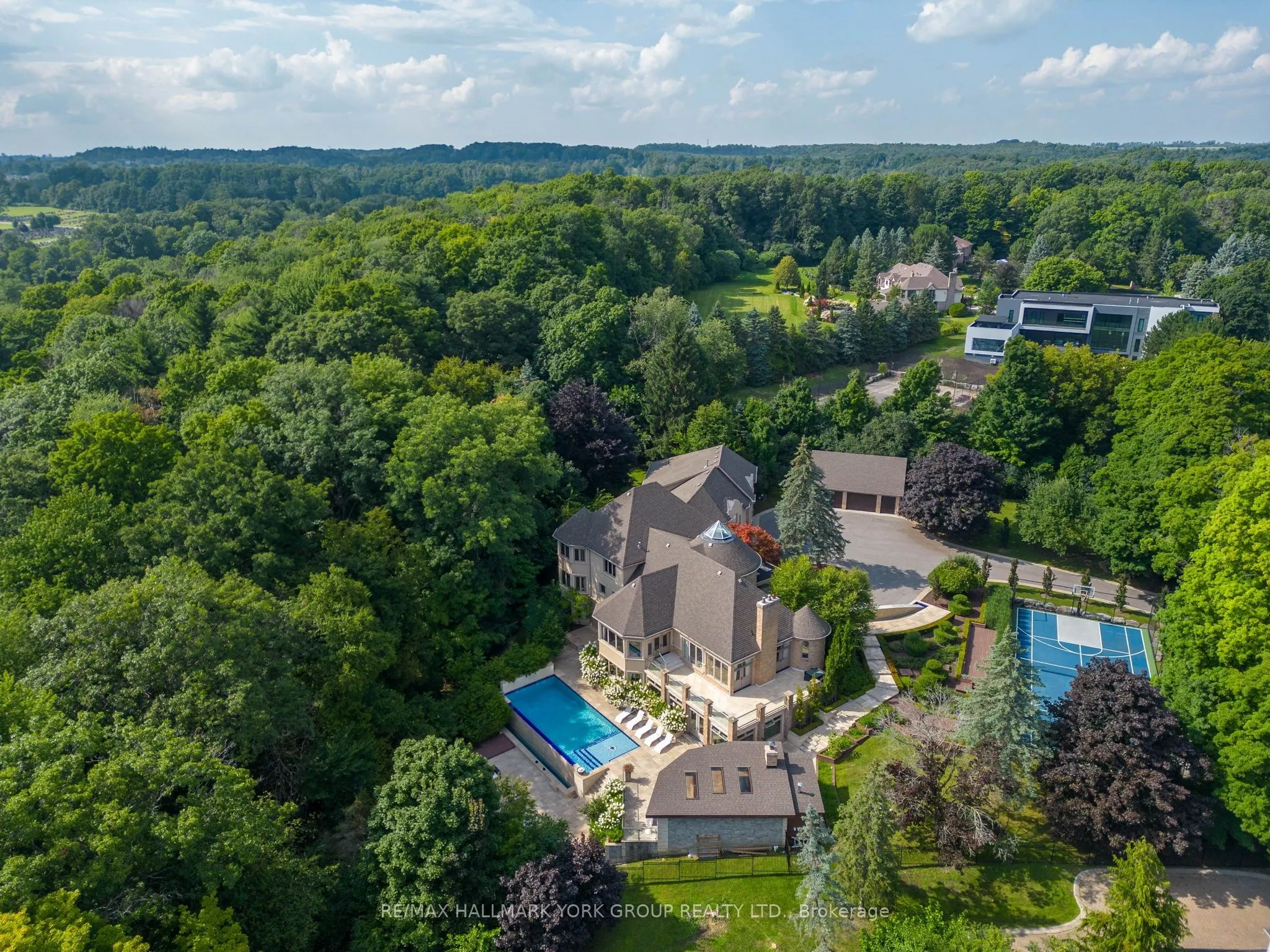 24 Dew Drop Court