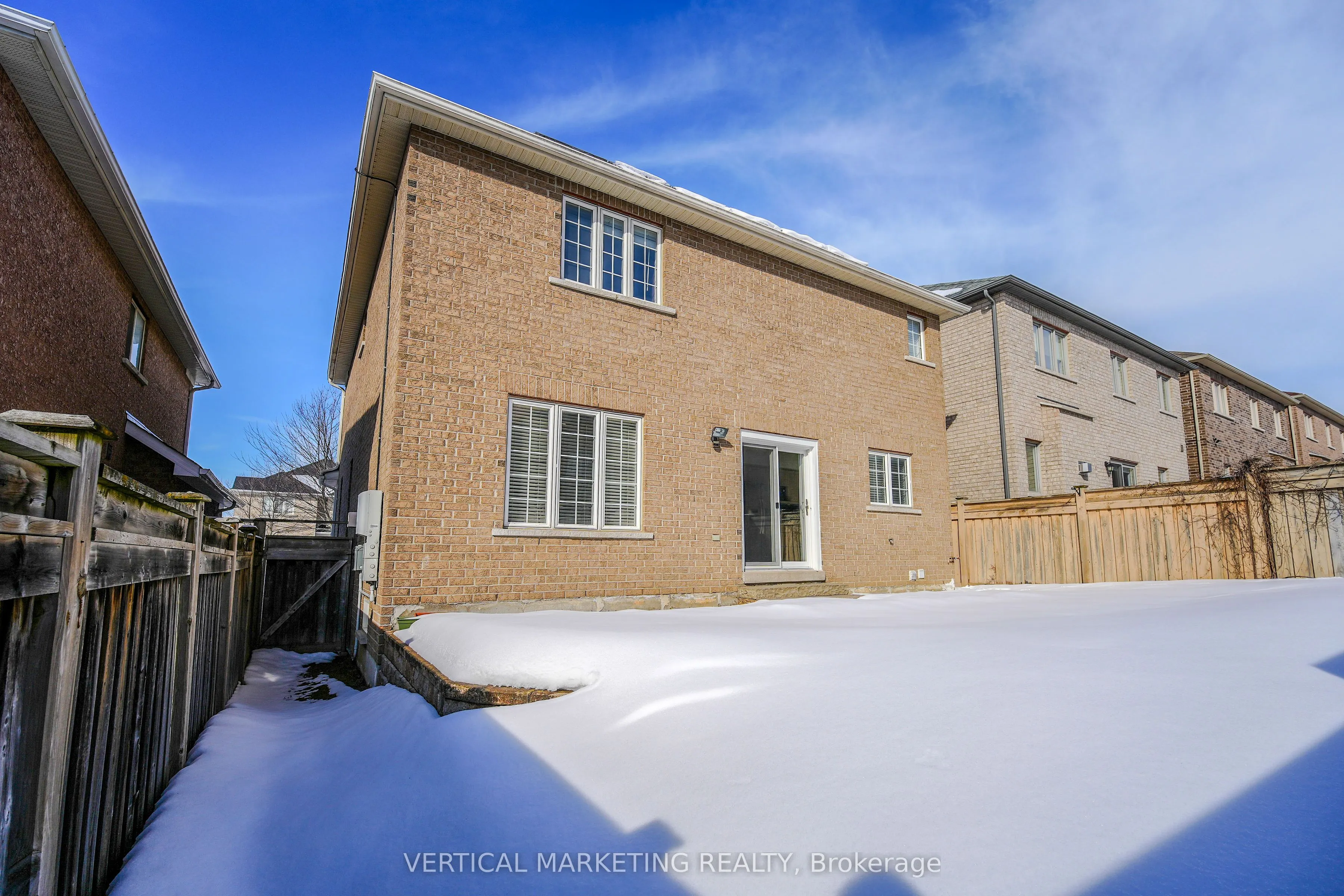 37 Mynden Way
