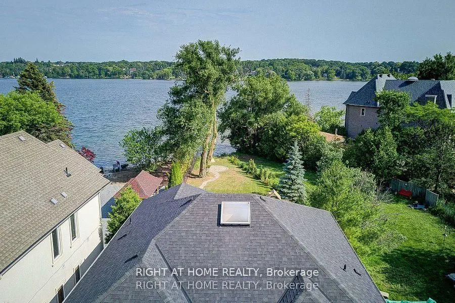 429 North Lake Road