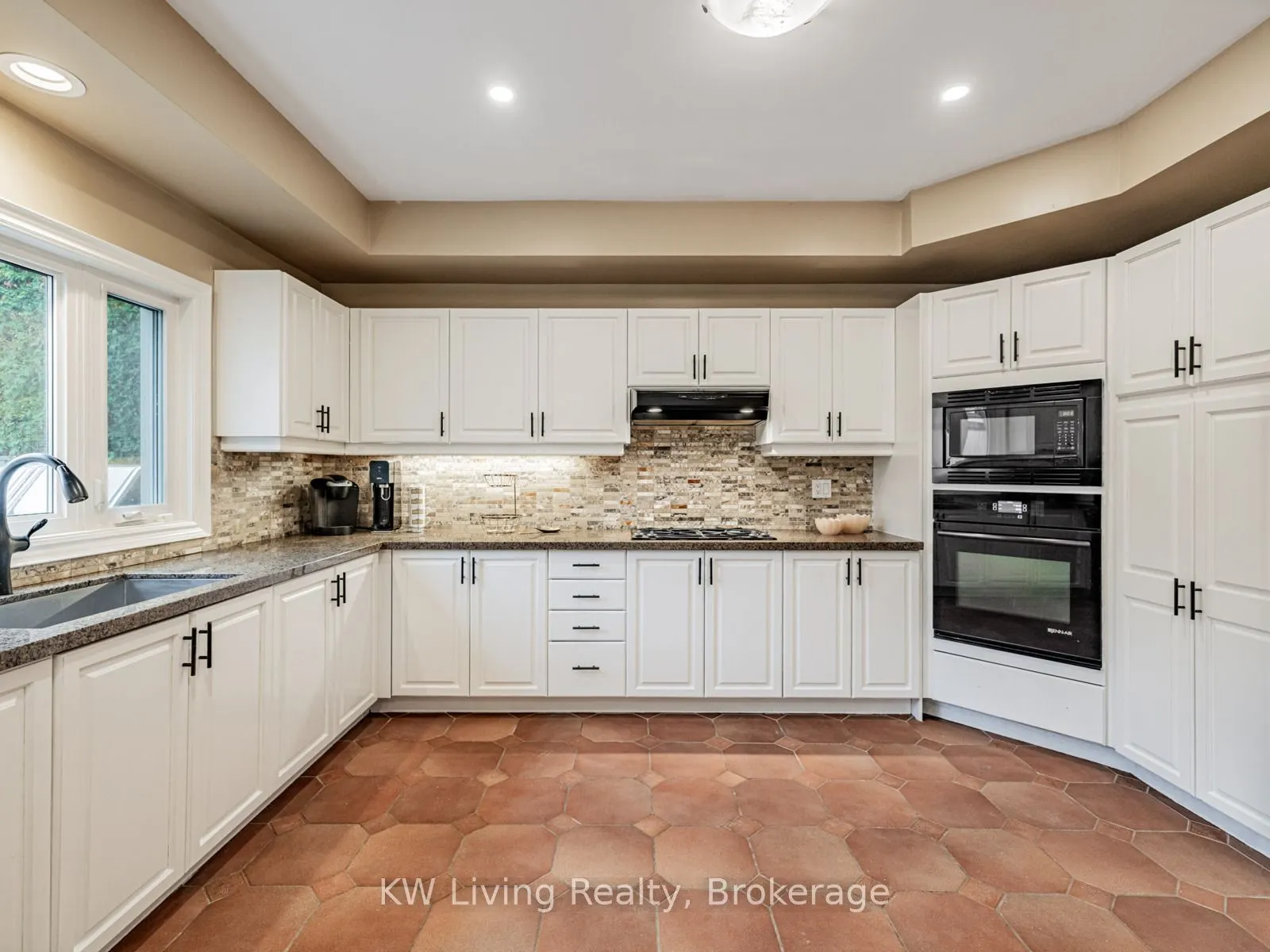 959 Lockwood Circle