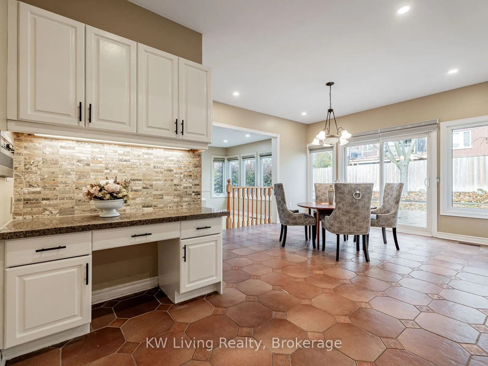 959 Lockwood Circle