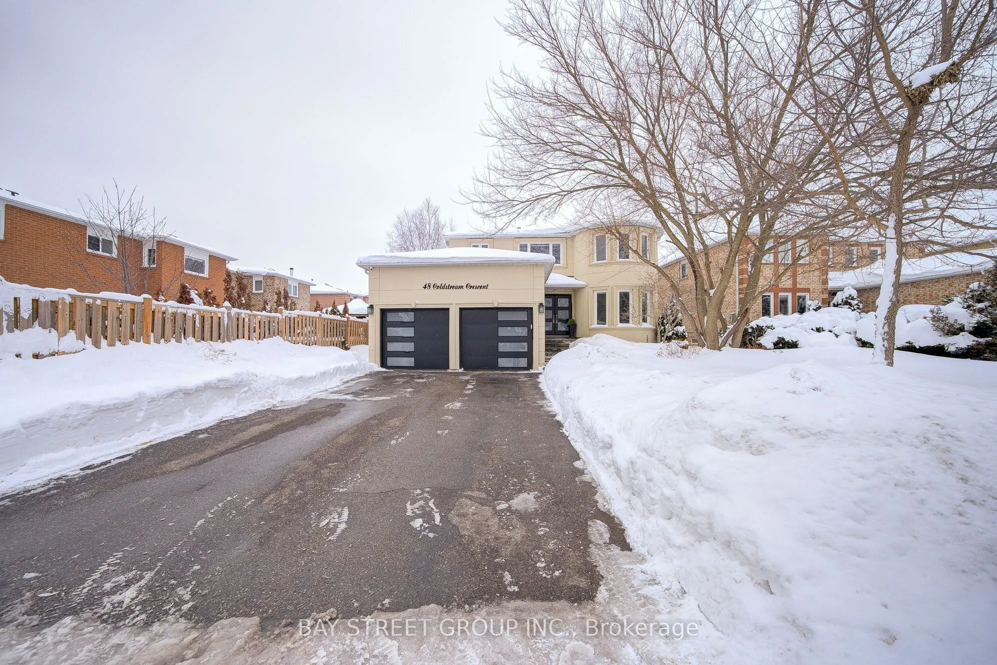 48 Coldstream Crescent
