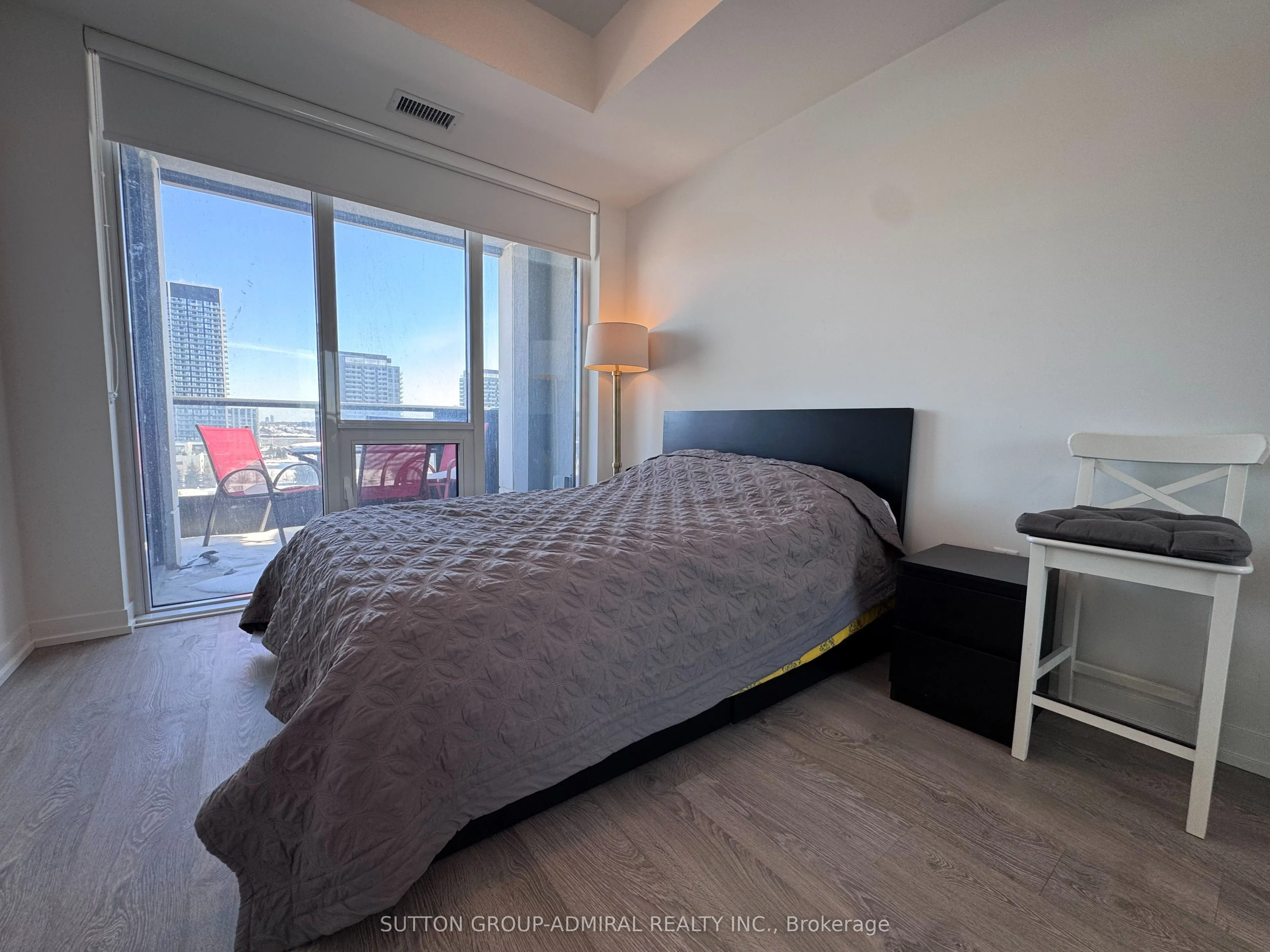 8868 Yonge Street #1006