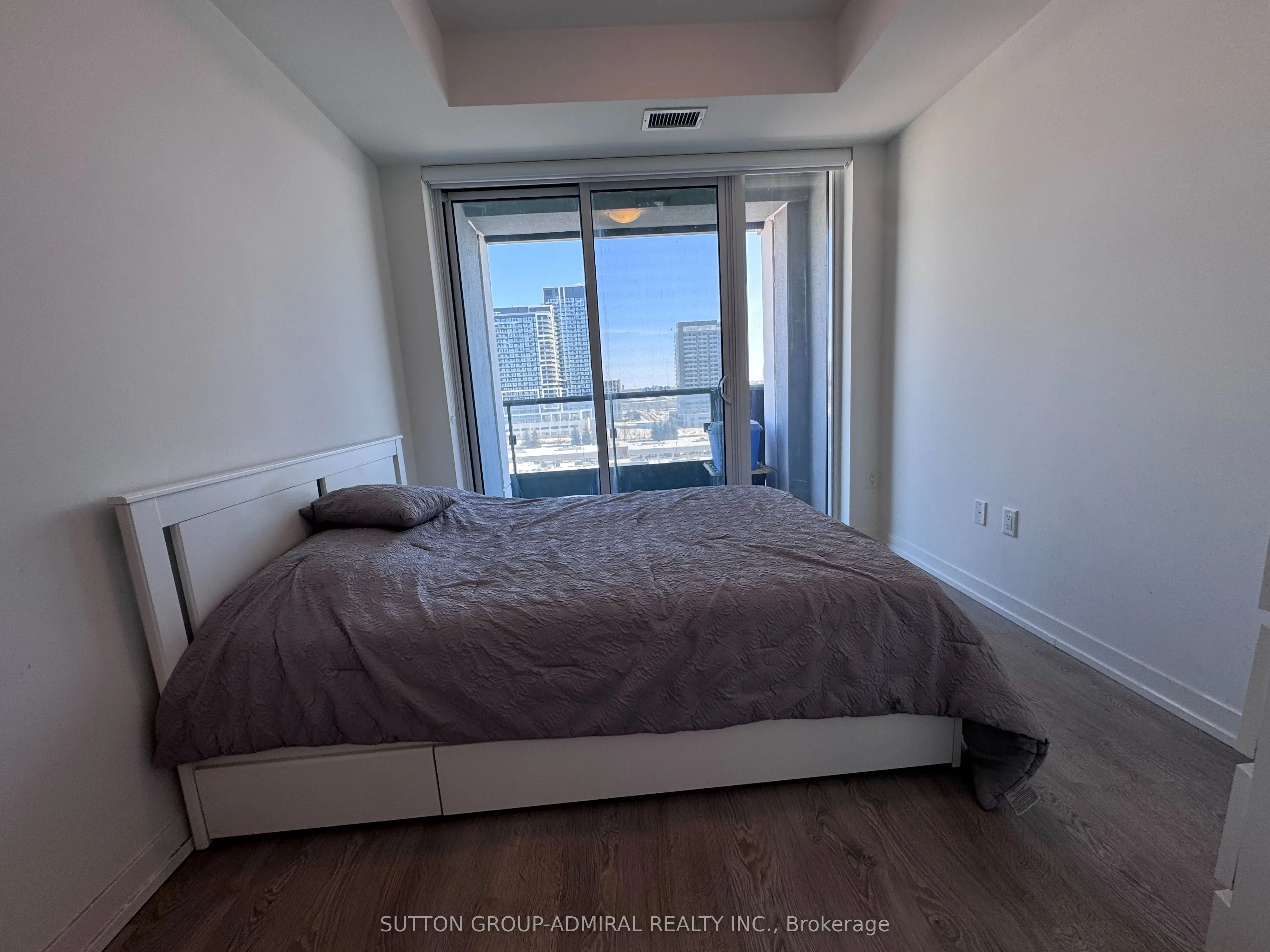 8868 Yonge Street #1006