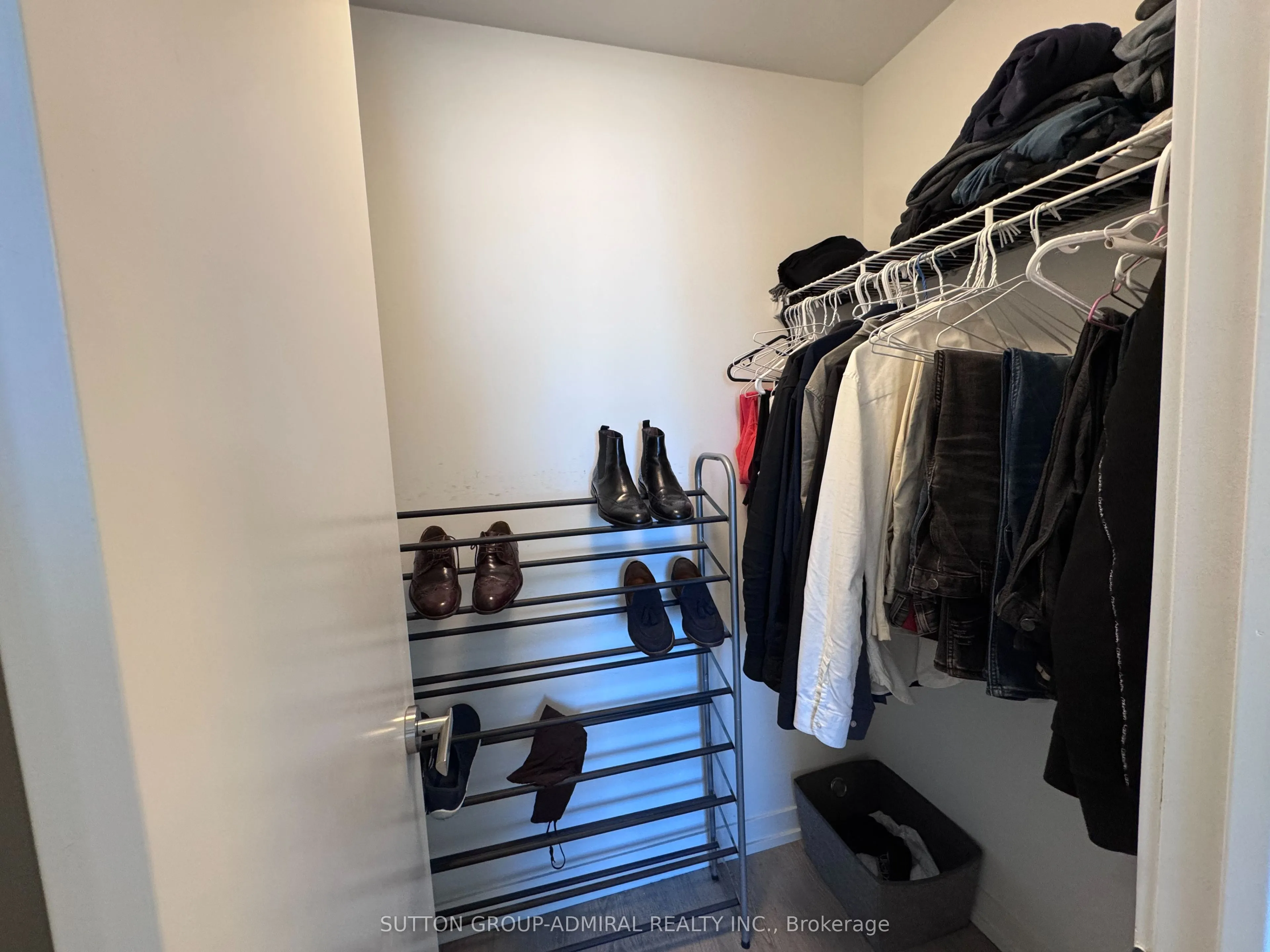 8868 Yonge Street #1006
