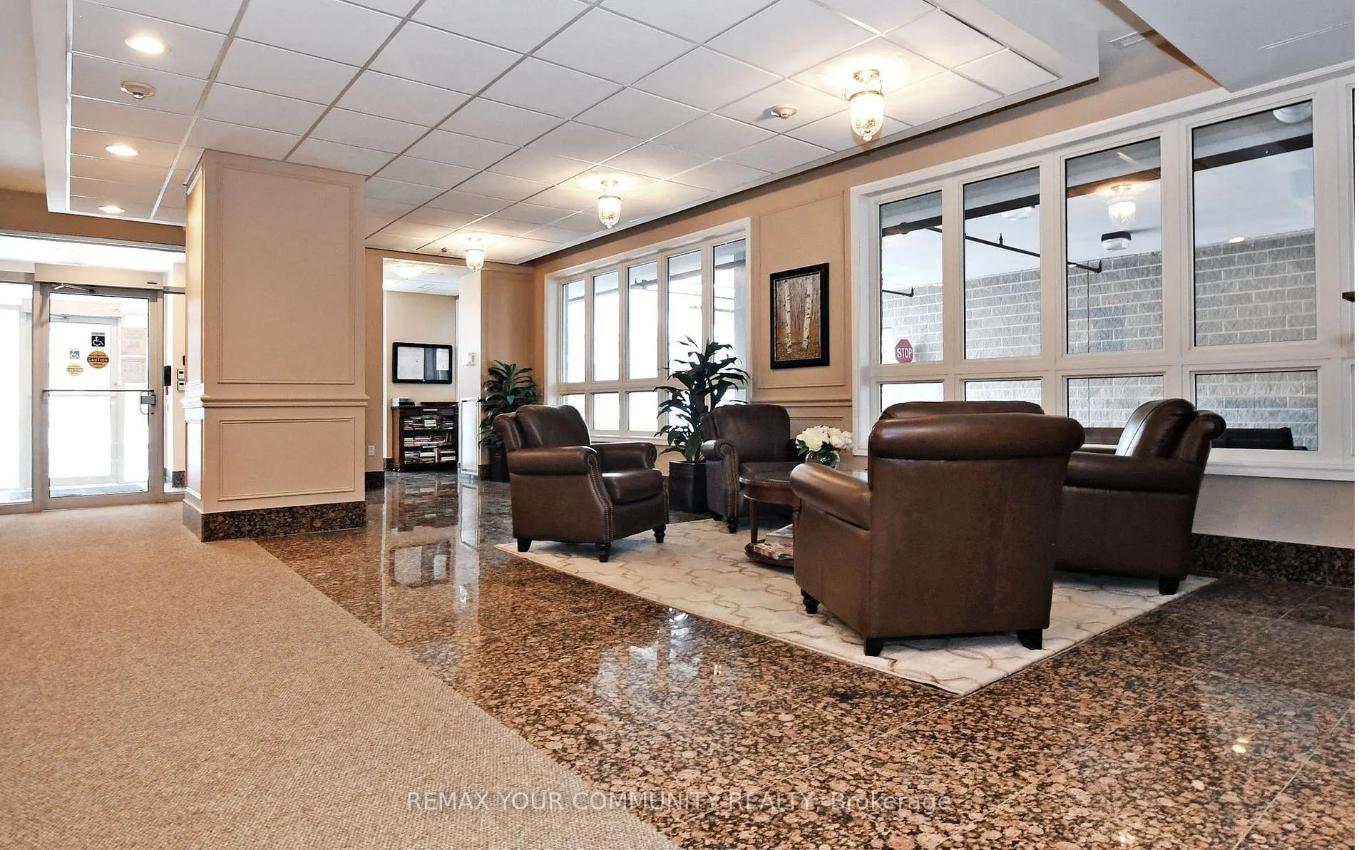 15450 Yonge Street #205