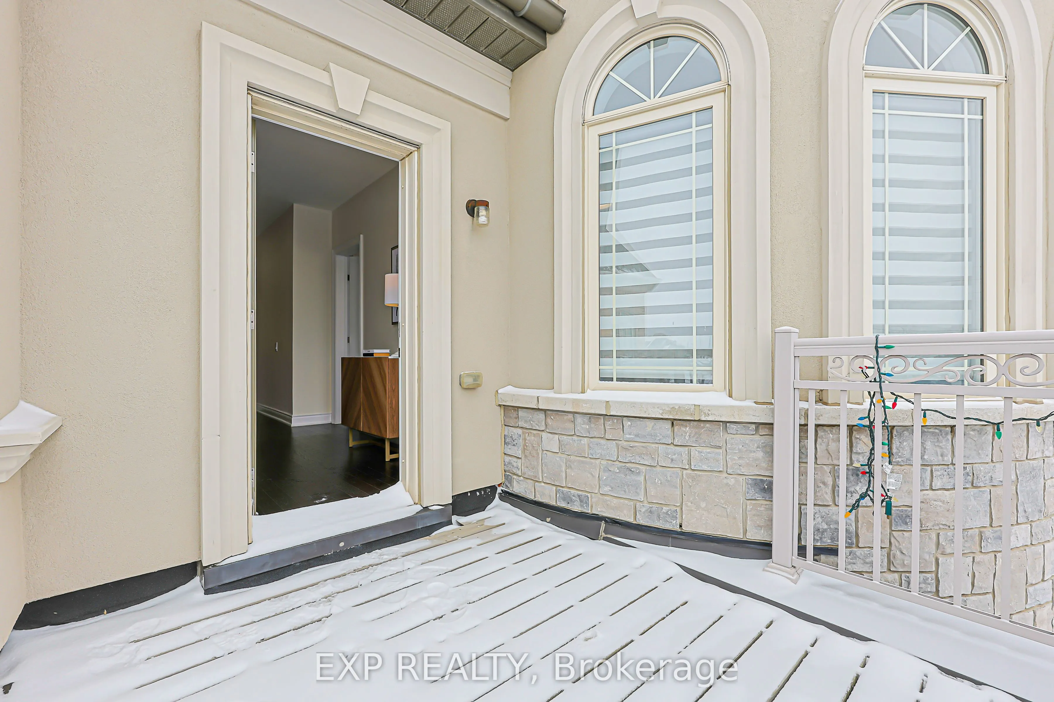 95 Chesney Crescent