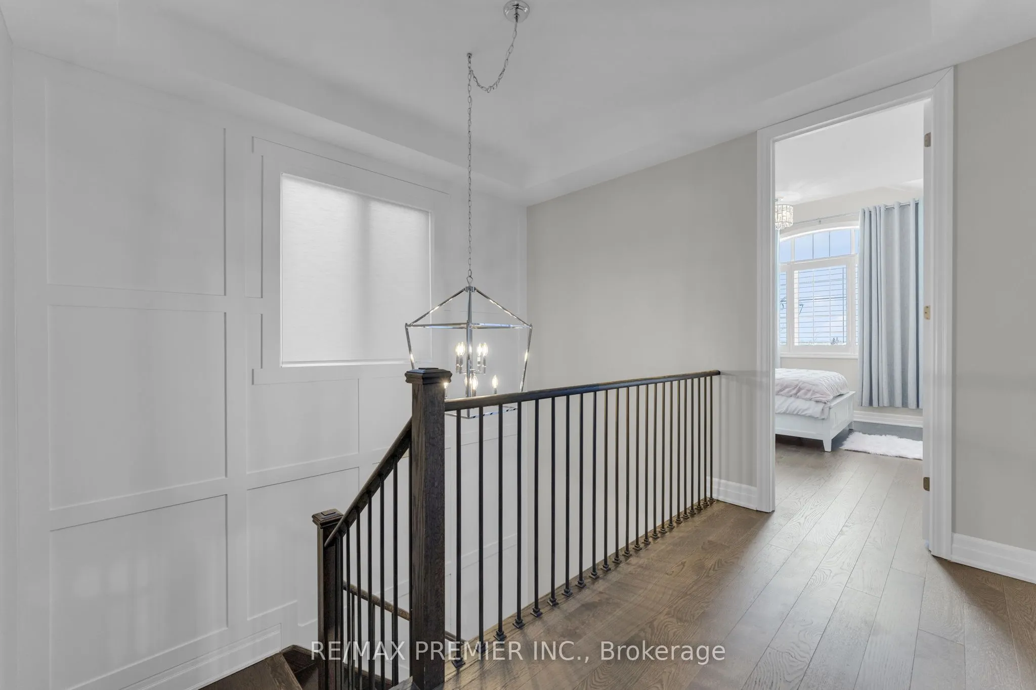 14 King Boulevard