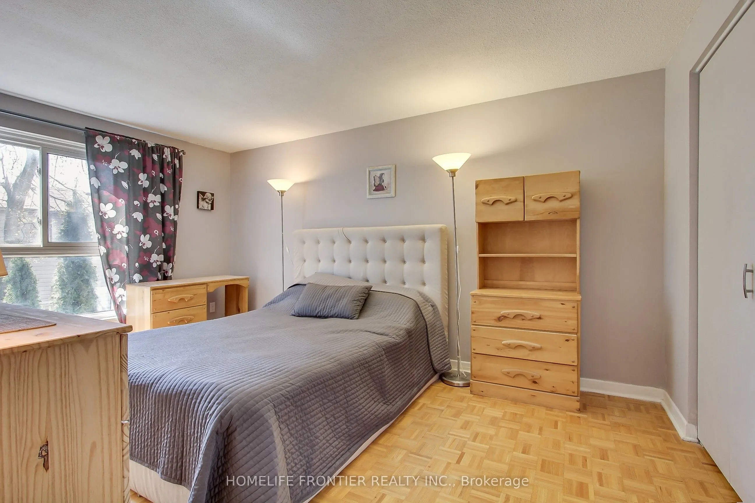 5 Penwick Crescent