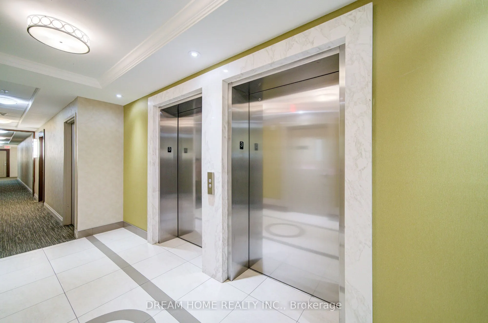 2396 Major Mackenzie Drive #322