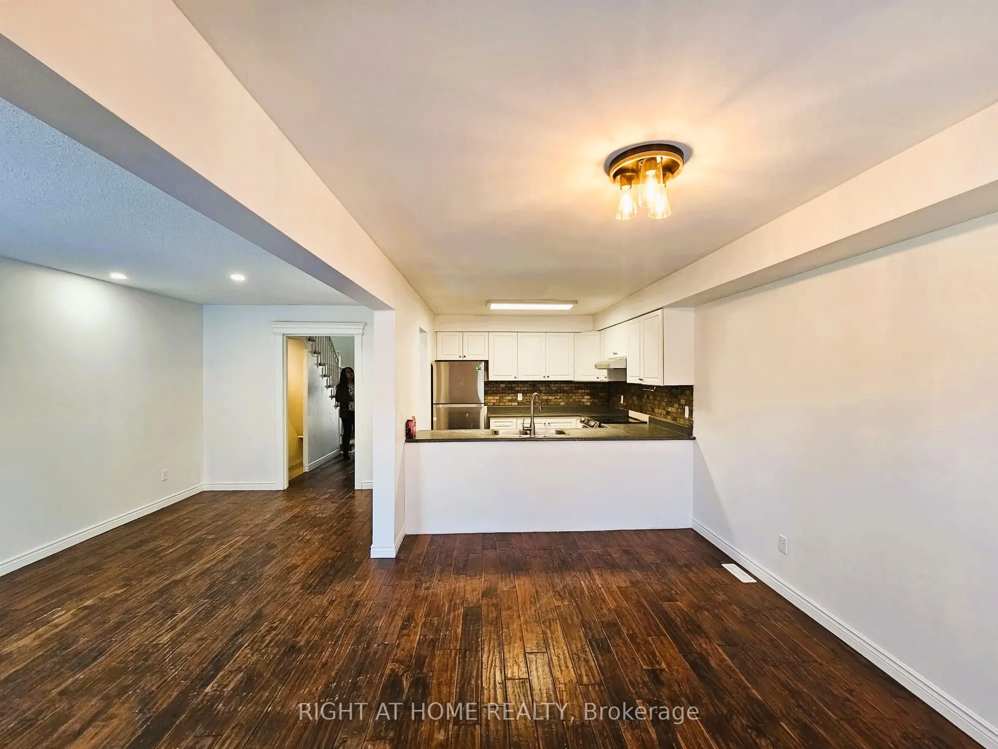 206 Fairwood Drive
