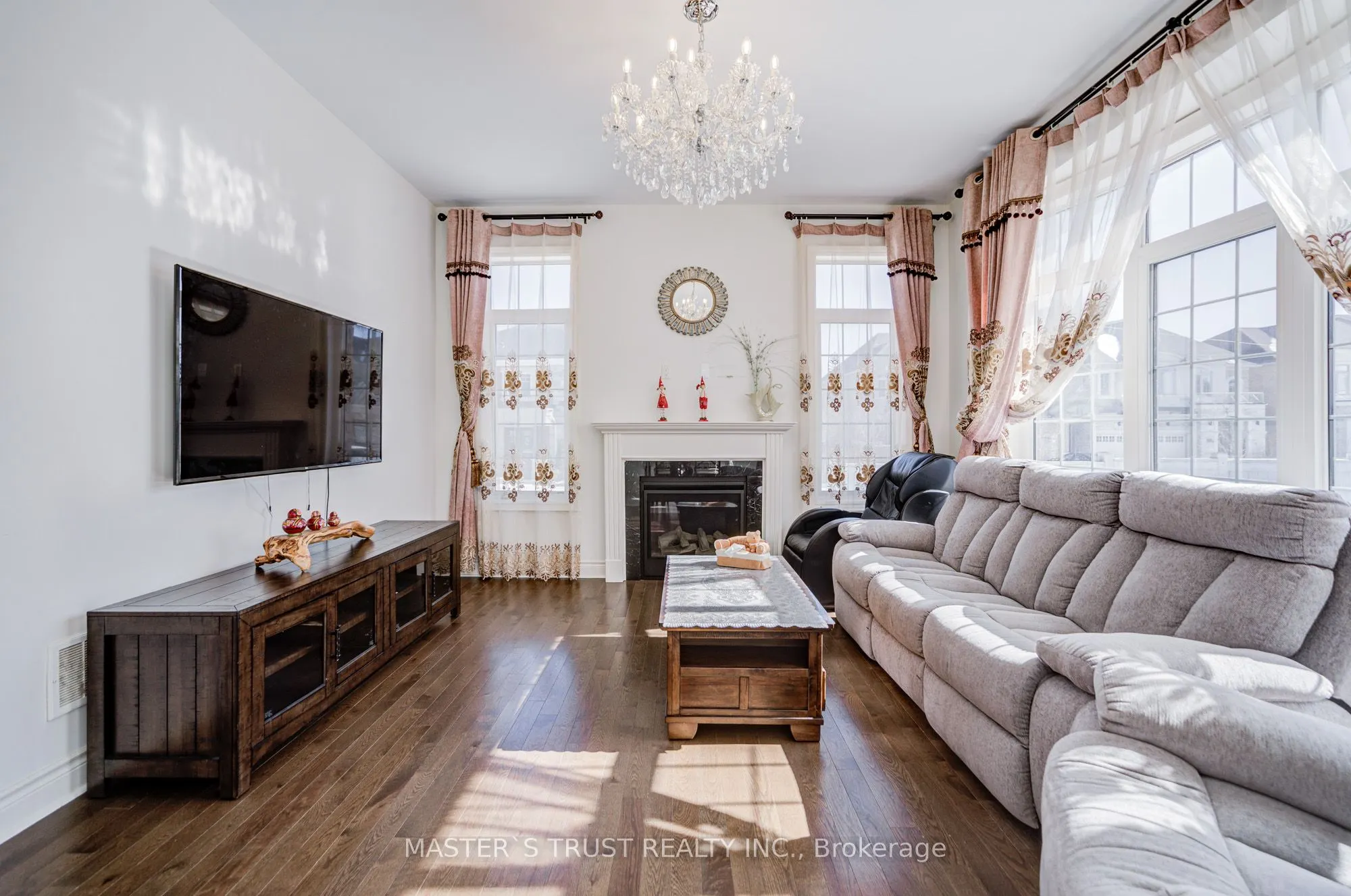57 Tupling Street