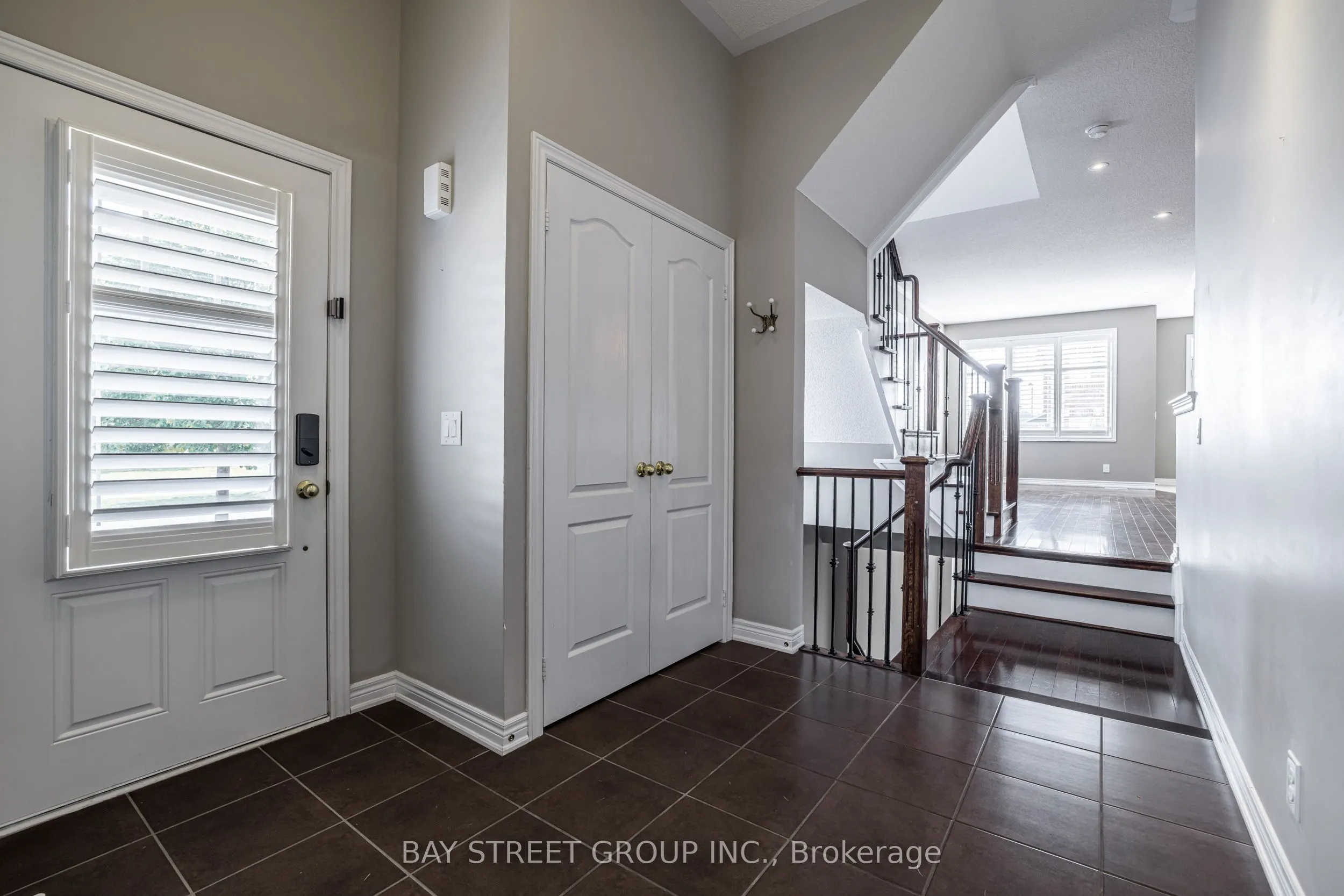 4 Courtland Crescent