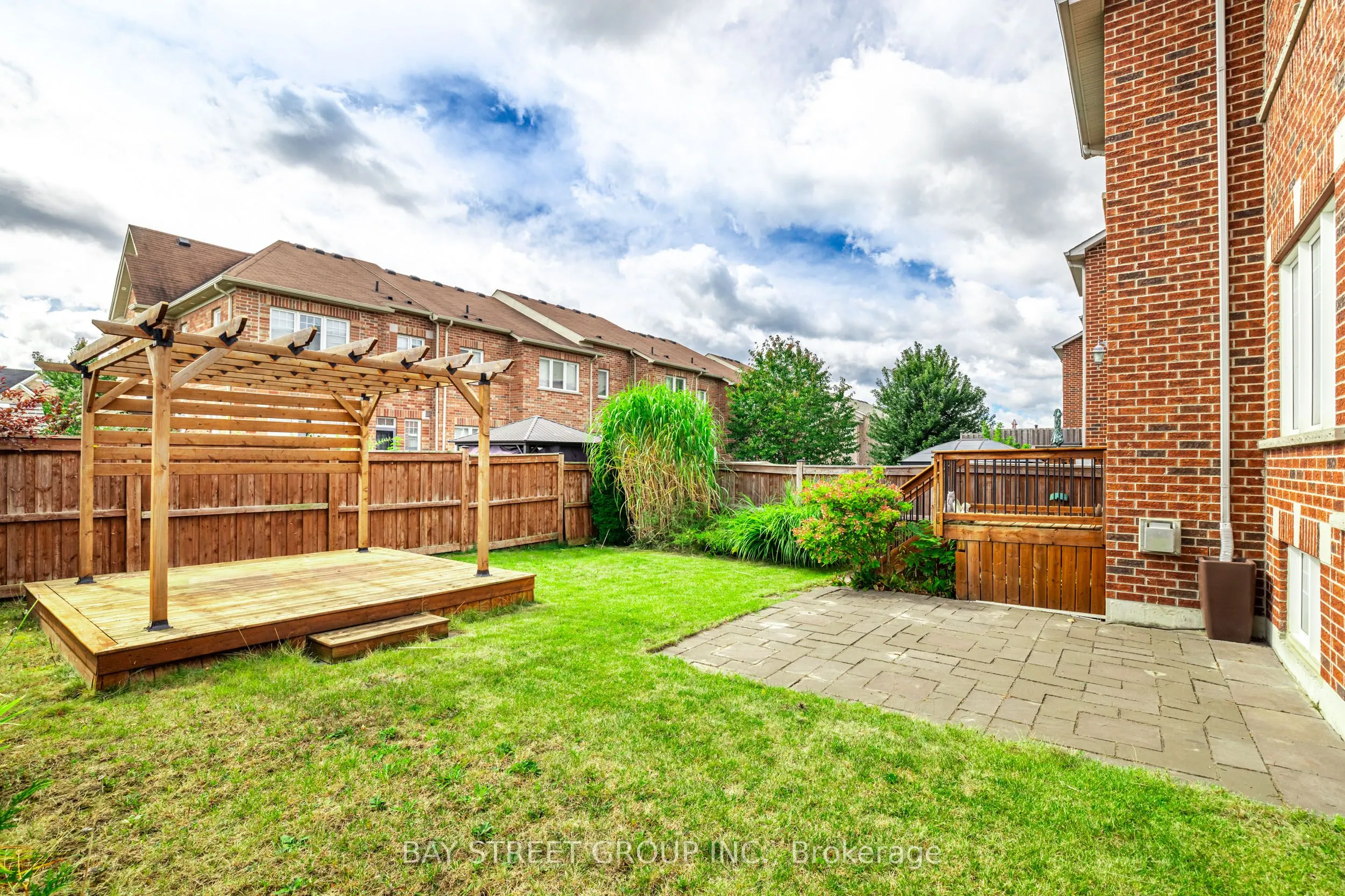 4 Courtland Crescent